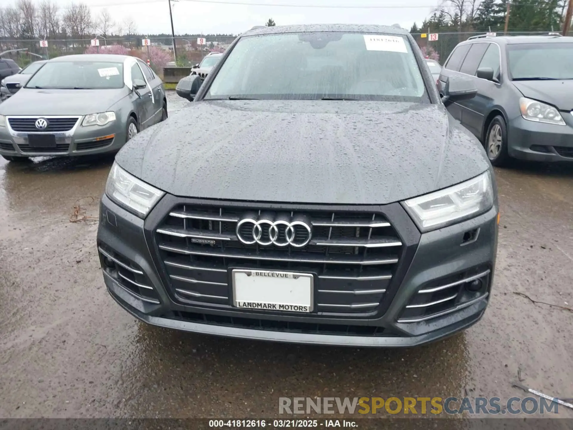 12 Photograph of a damaged car WA1E2AFY5L2106711 AUDI Q5 2020