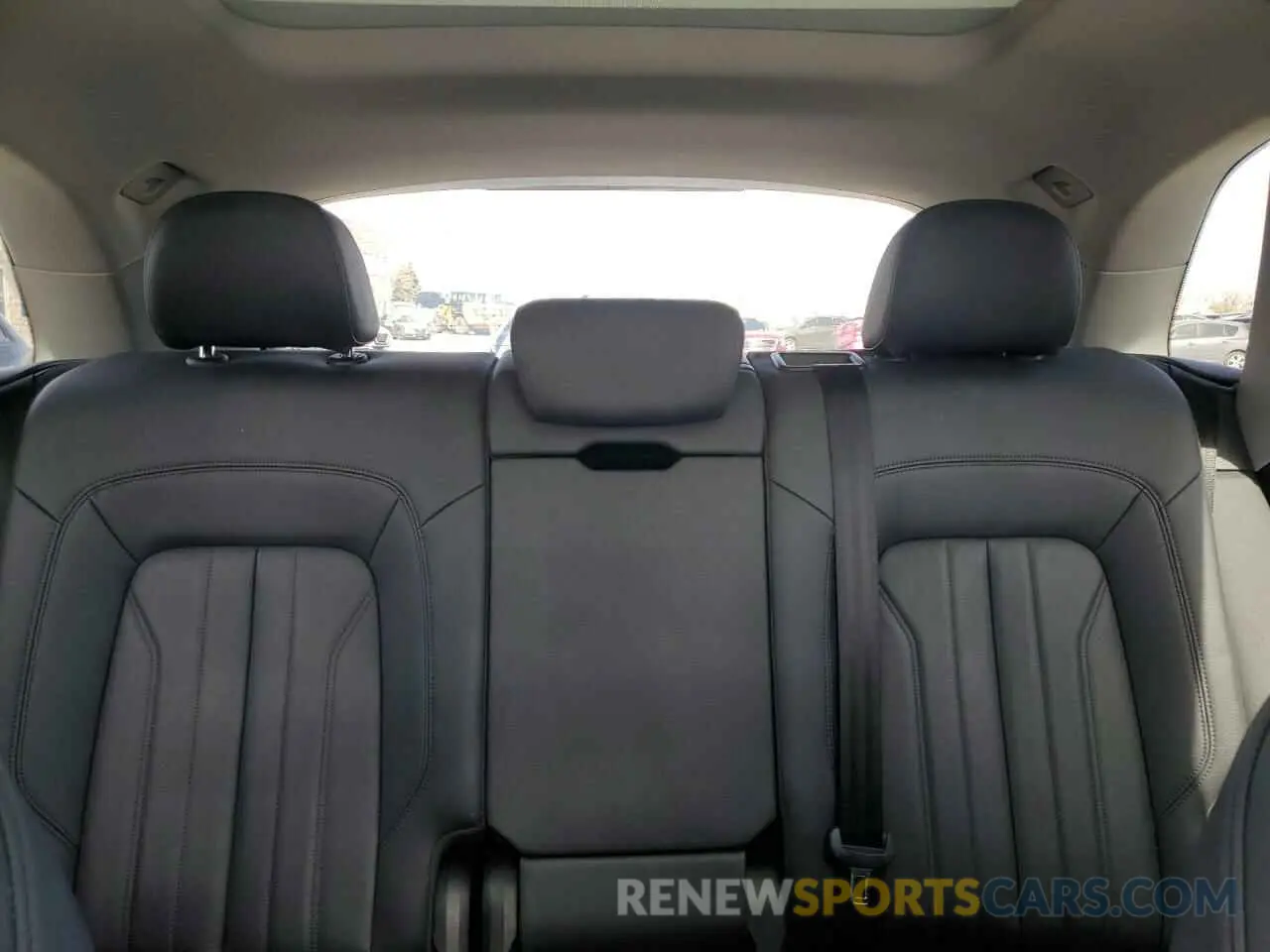 10 Photograph of a damaged car WA1E2AFYXL2052712 AUDI Q5 2020