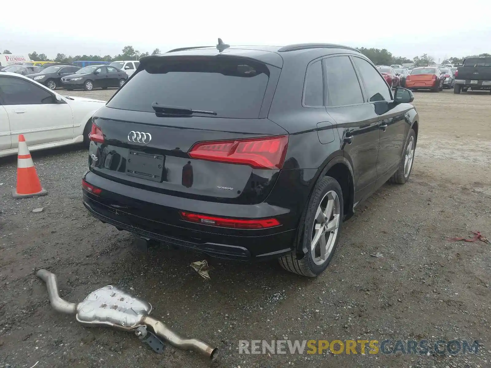 4 Photograph of a damaged car WA1ENAFY6L2077808 AUDI Q5 2020