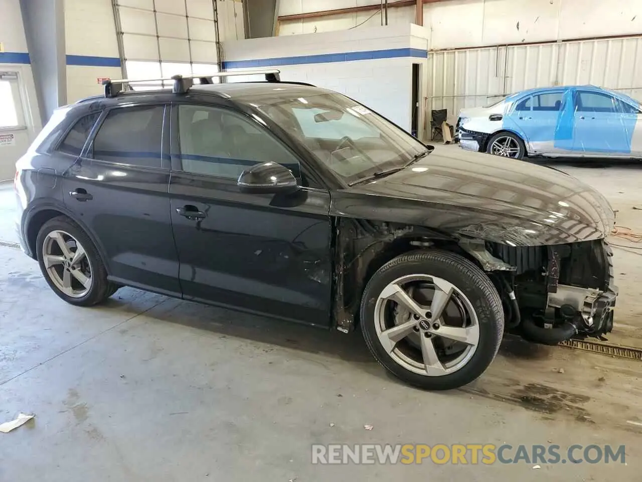 4 Photograph of a damaged car WA1ENAFY7L2109987 AUDI Q5 2020