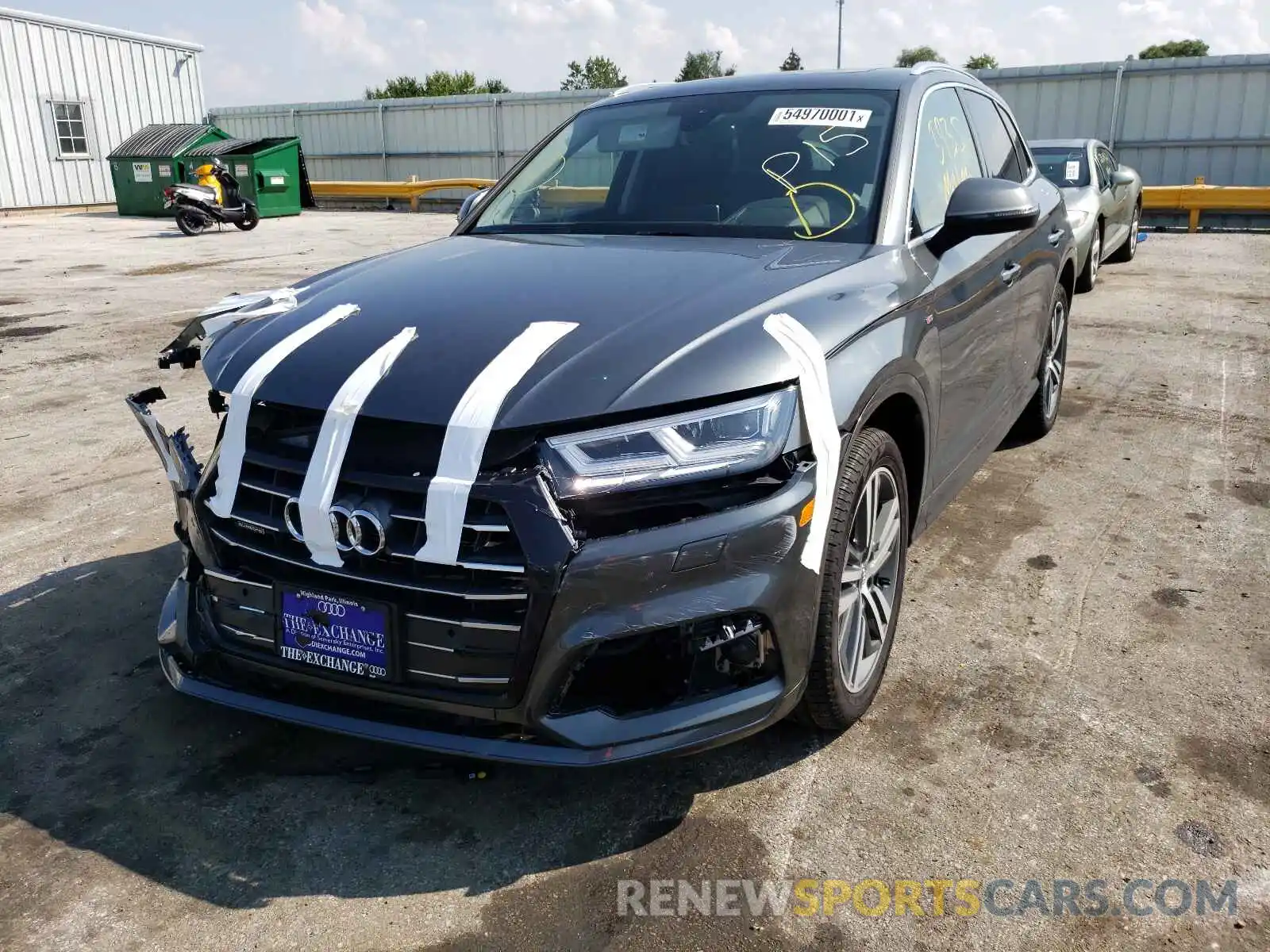 2 Photograph of a damaged car WA1F2AFY0L2089384 AUDI Q5 2020