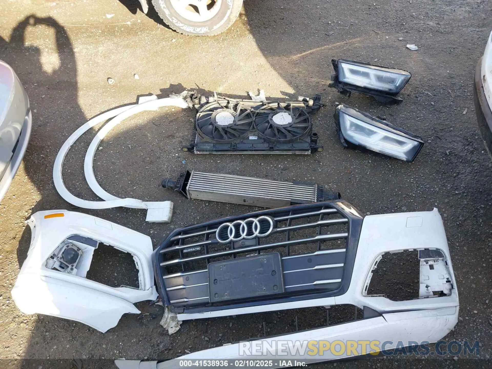12 Photograph of a damaged car WA1F2AFYXL2100908 AUDI Q5 2020