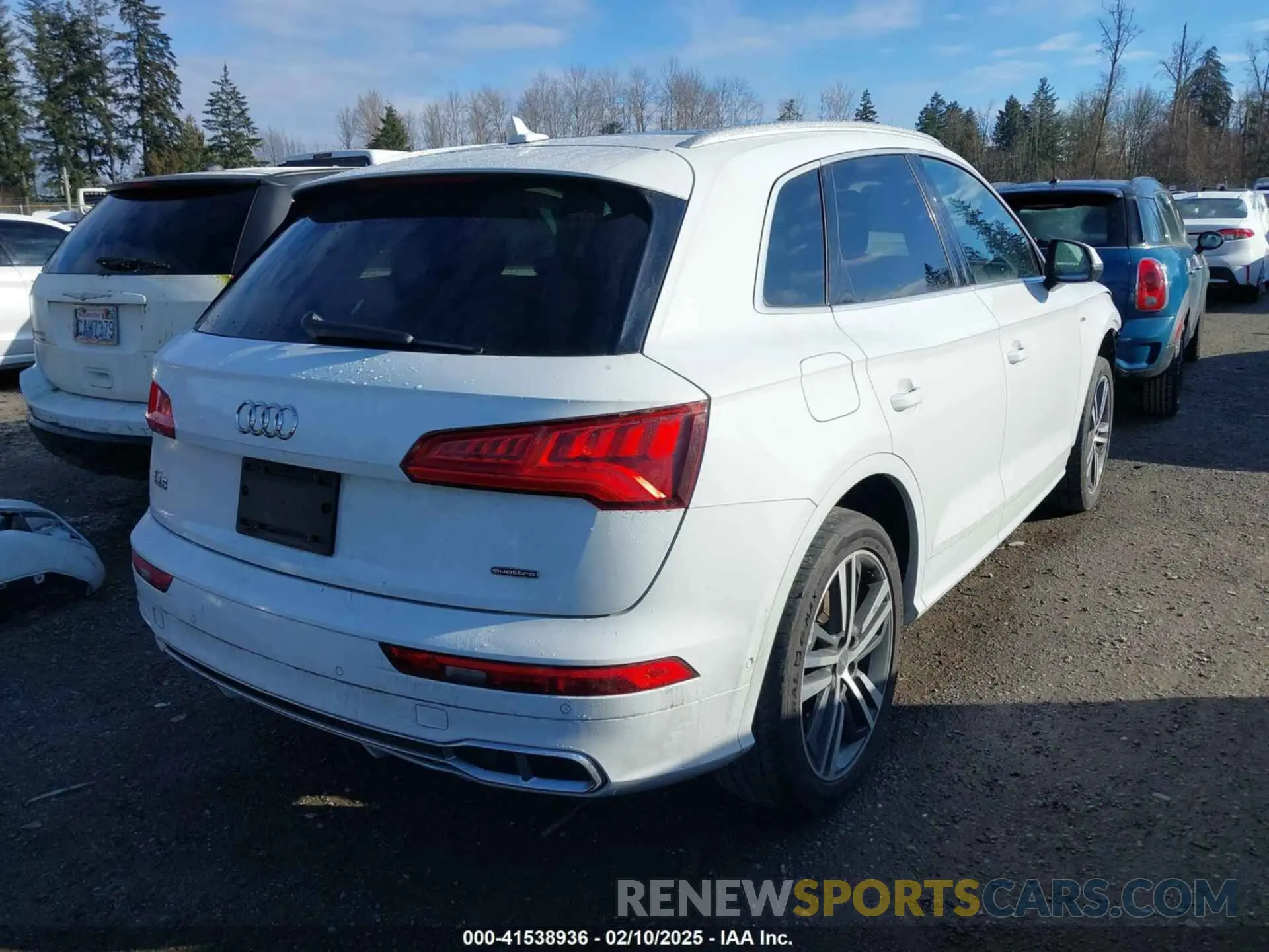 4 Photograph of a damaged car WA1F2AFYXL2100908 AUDI Q5 2020