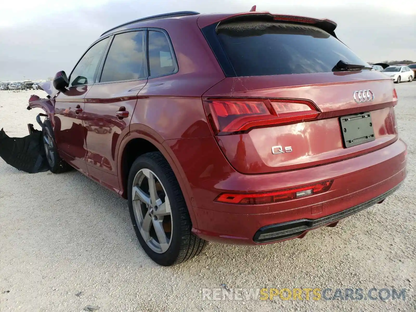 3 Photograph of a damaged car WA1FNAFY0L2101220 AUDI Q5 2020