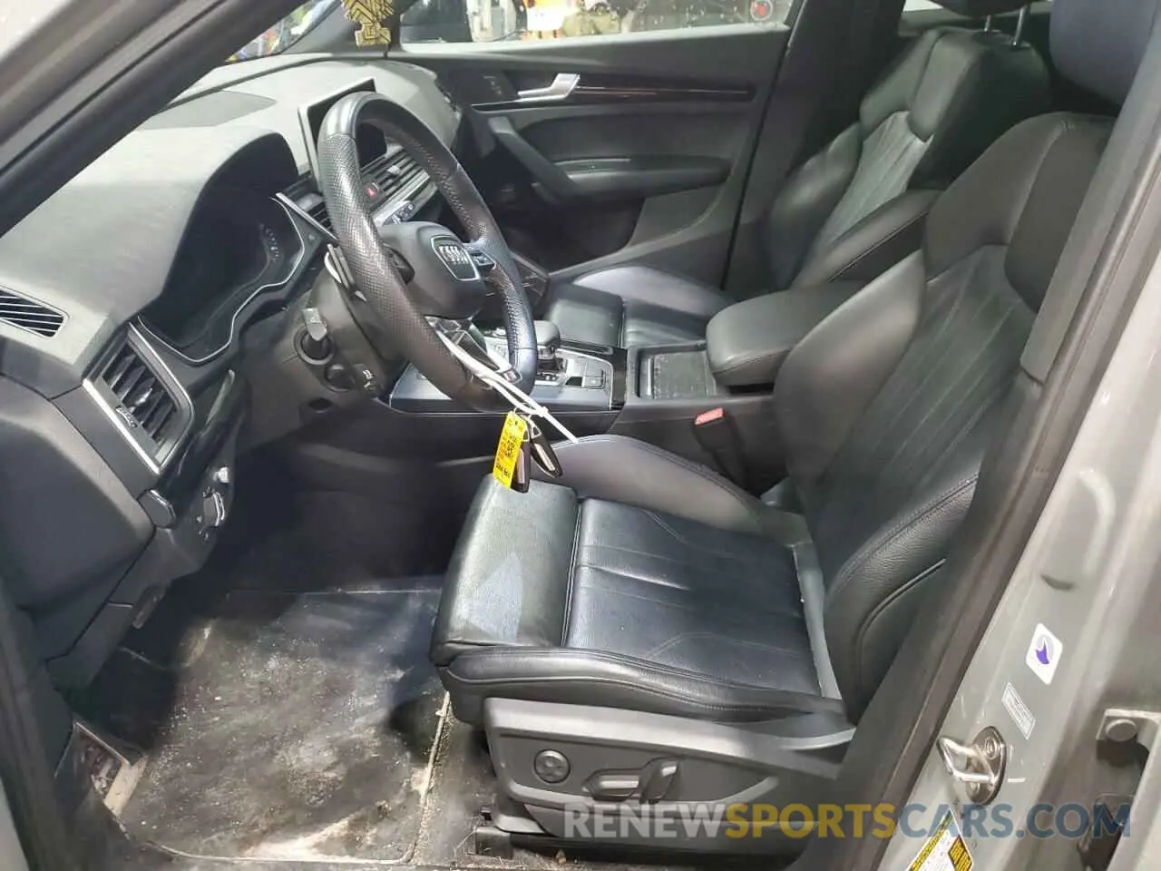 7 Photograph of a damaged car WA1FNAFY3L2044866 AUDI Q5 2020