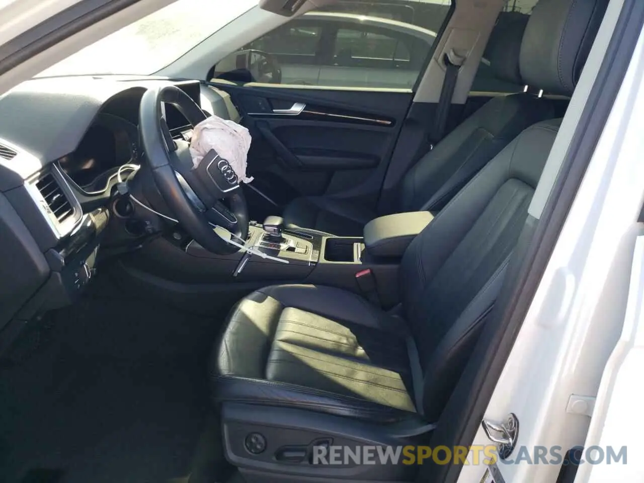 7 Photograph of a damaged car WA1G2AFY6L2050383 AUDI Q5 2020