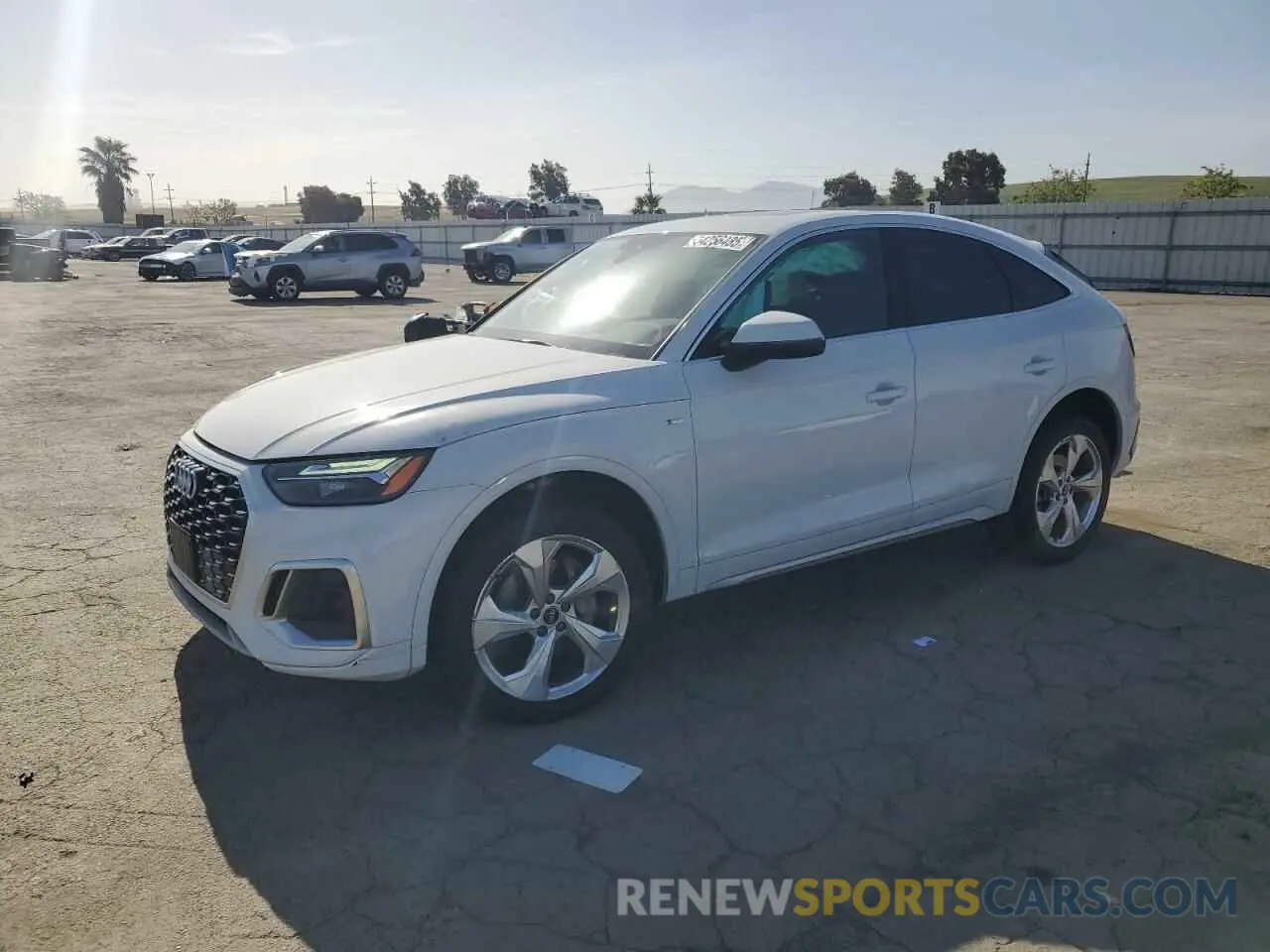 1 Photograph of a damaged car WA14AAFY0M2096850 AUDI Q5 2021