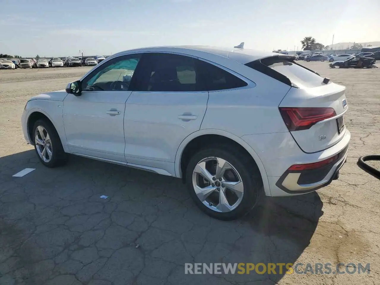 2 Photograph of a damaged car WA14AAFY0M2096850 AUDI Q5 2021