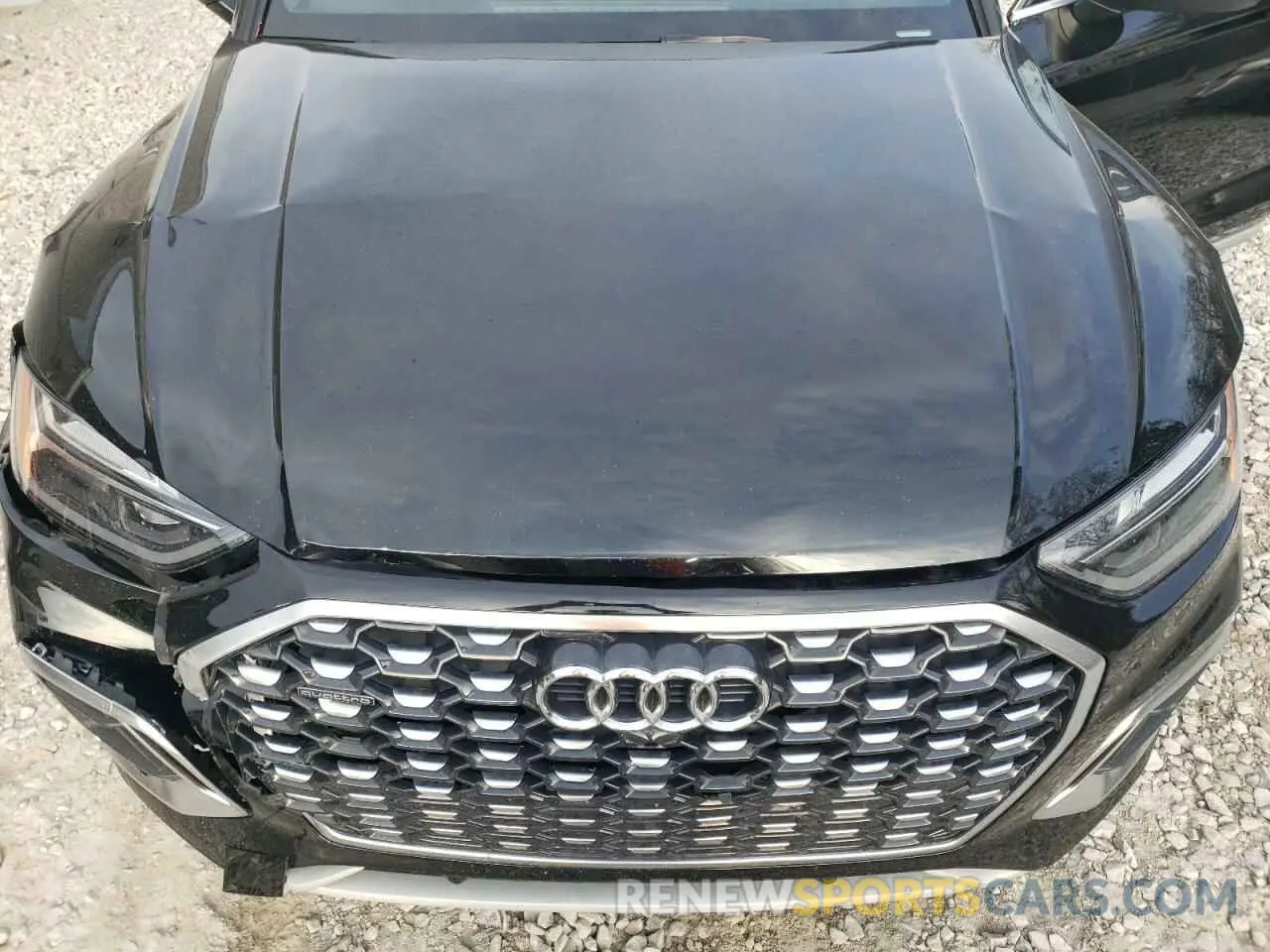12 Photograph of a damaged car WA15AAFY2M2132459 AUDI Q5 2021