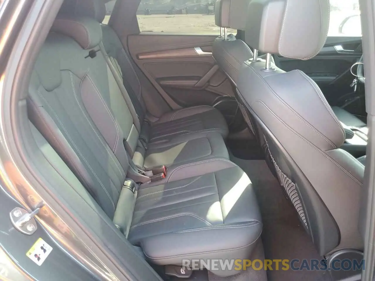 11 Photograph of a damaged car WA15AAFY7M2093321 AUDI Q5 2021