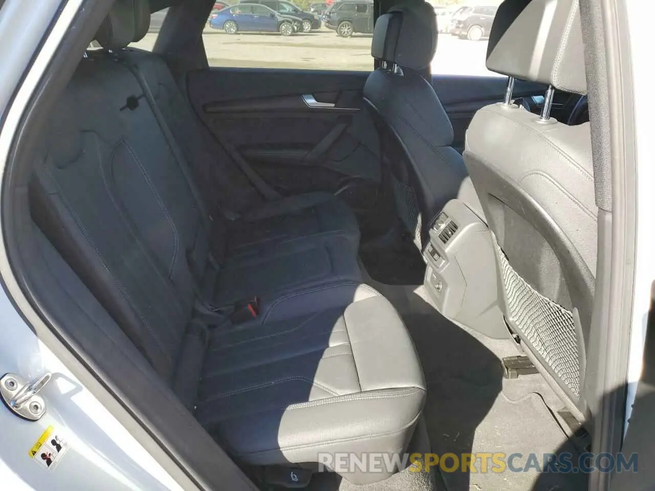 11 Photograph of a damaged car WA15AAFY8M2083428 AUDI Q5 2021