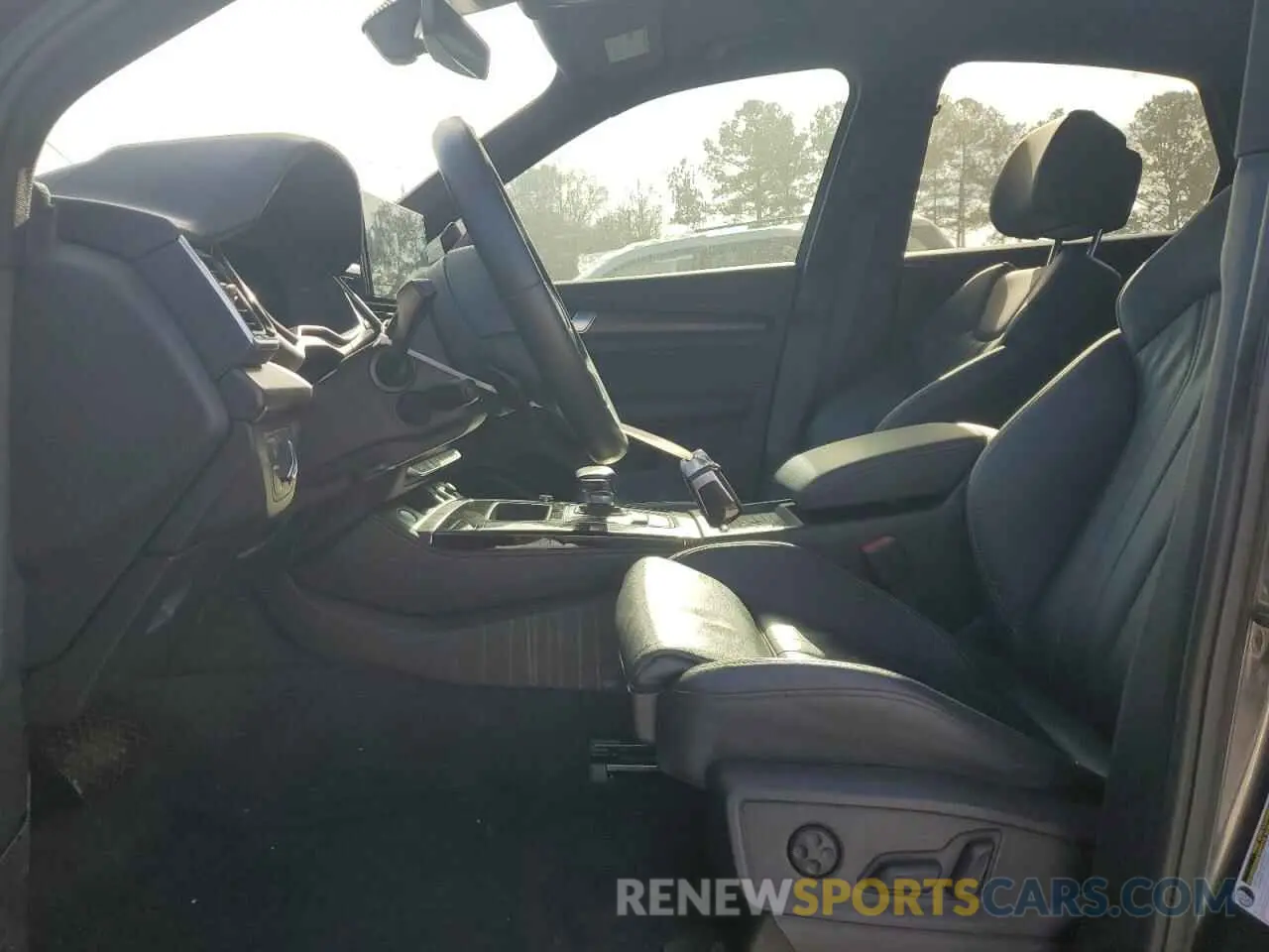 7 Photograph of a damaged car WA15AAFY8M2126553 AUDI Q5 2021