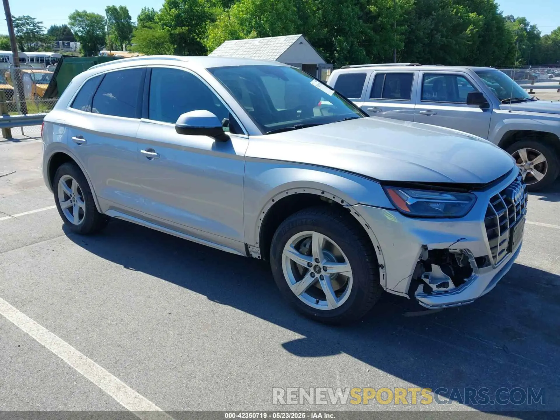 1 Photograph of a damaged car WA1AAAFY0M2002243 AUDI Q5 2021