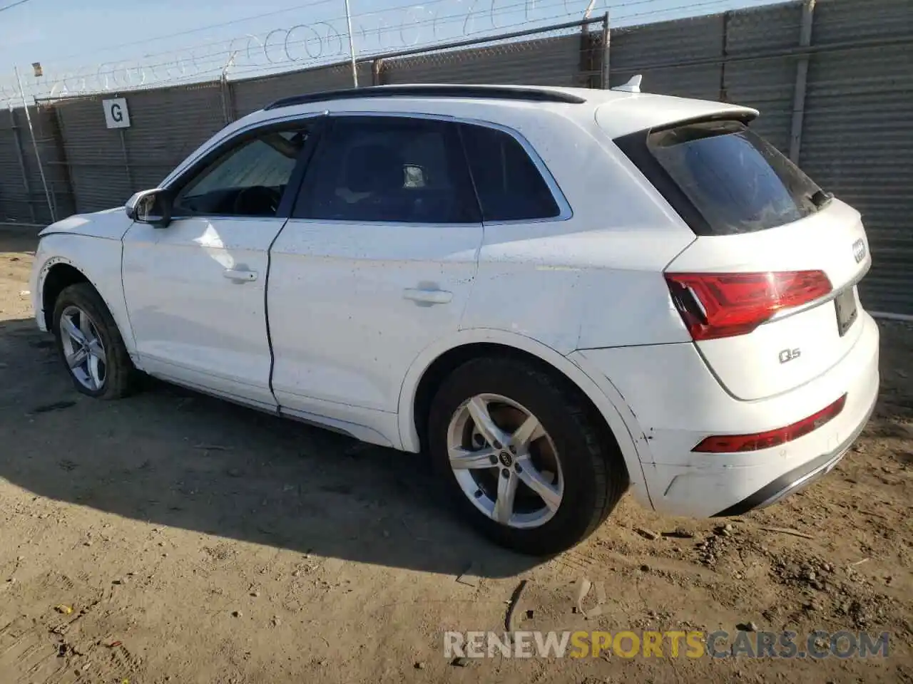 2 Photograph of a damaged car WA1AAAFY0M2003764 AUDI Q5 2021