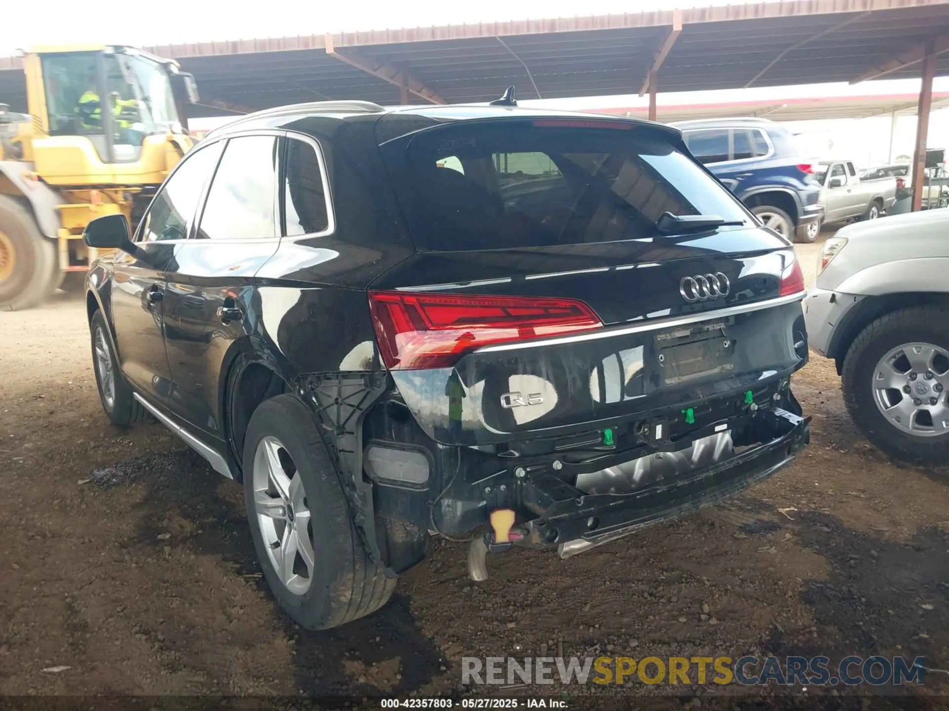 6 Photograph of a damaged car WA1AAAFY0M2102651 AUDI Q5 2021