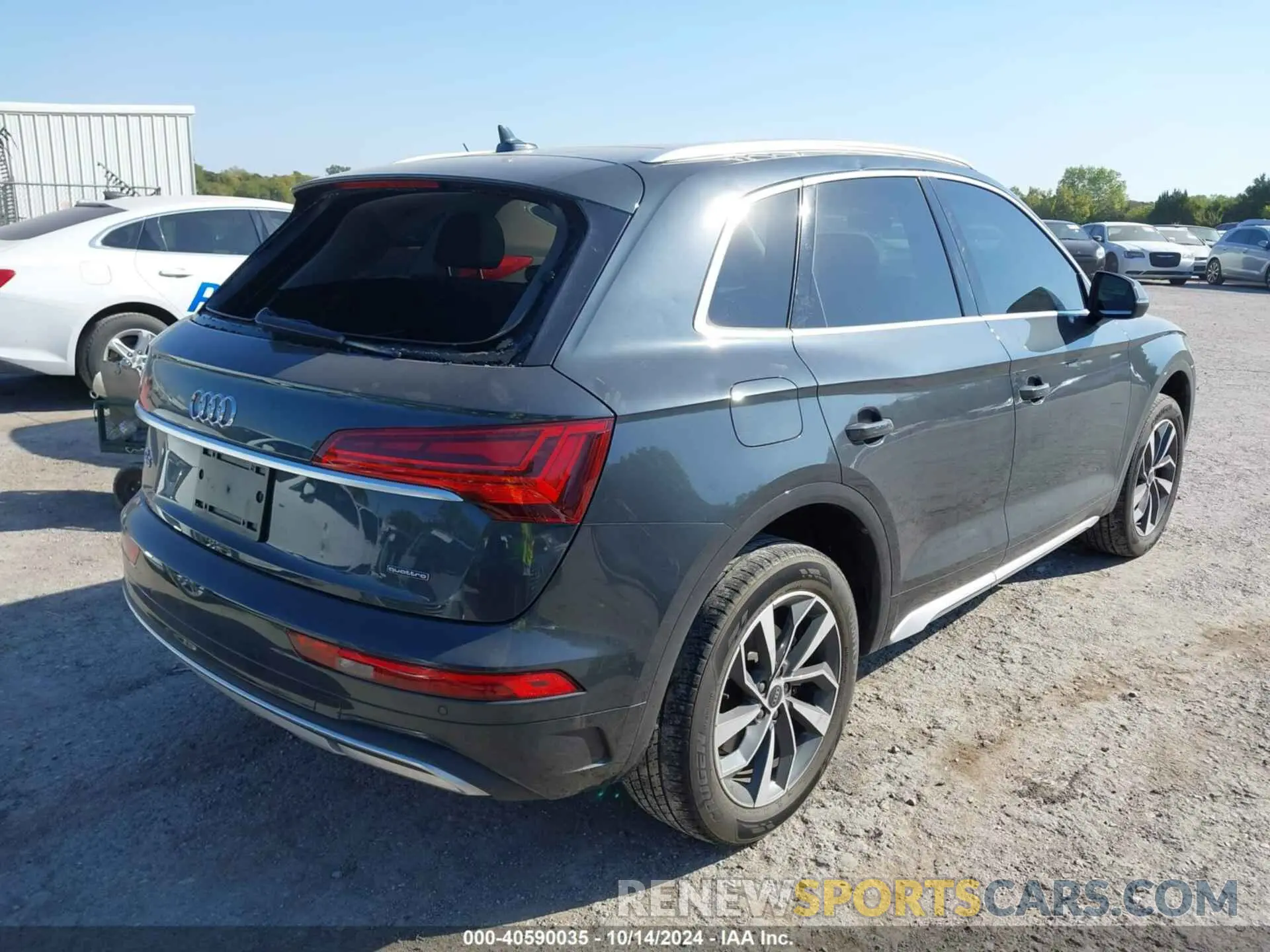 4 Photograph of a damaged car WA1AAAFY1M2002705 AUDI Q5 2021