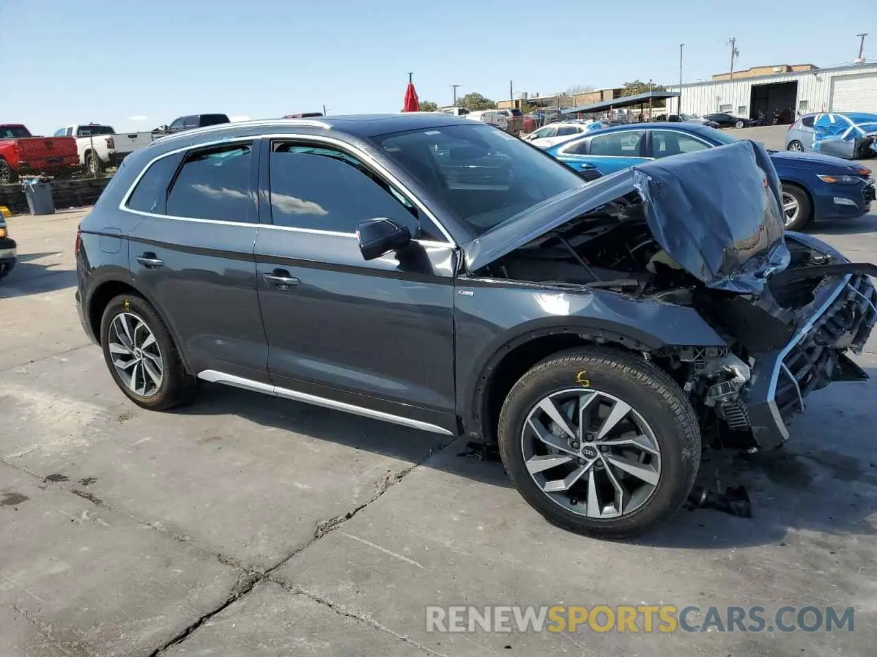 4 Photograph of a damaged car WA1AAAFY1M2014000 AUDI Q5 2021
