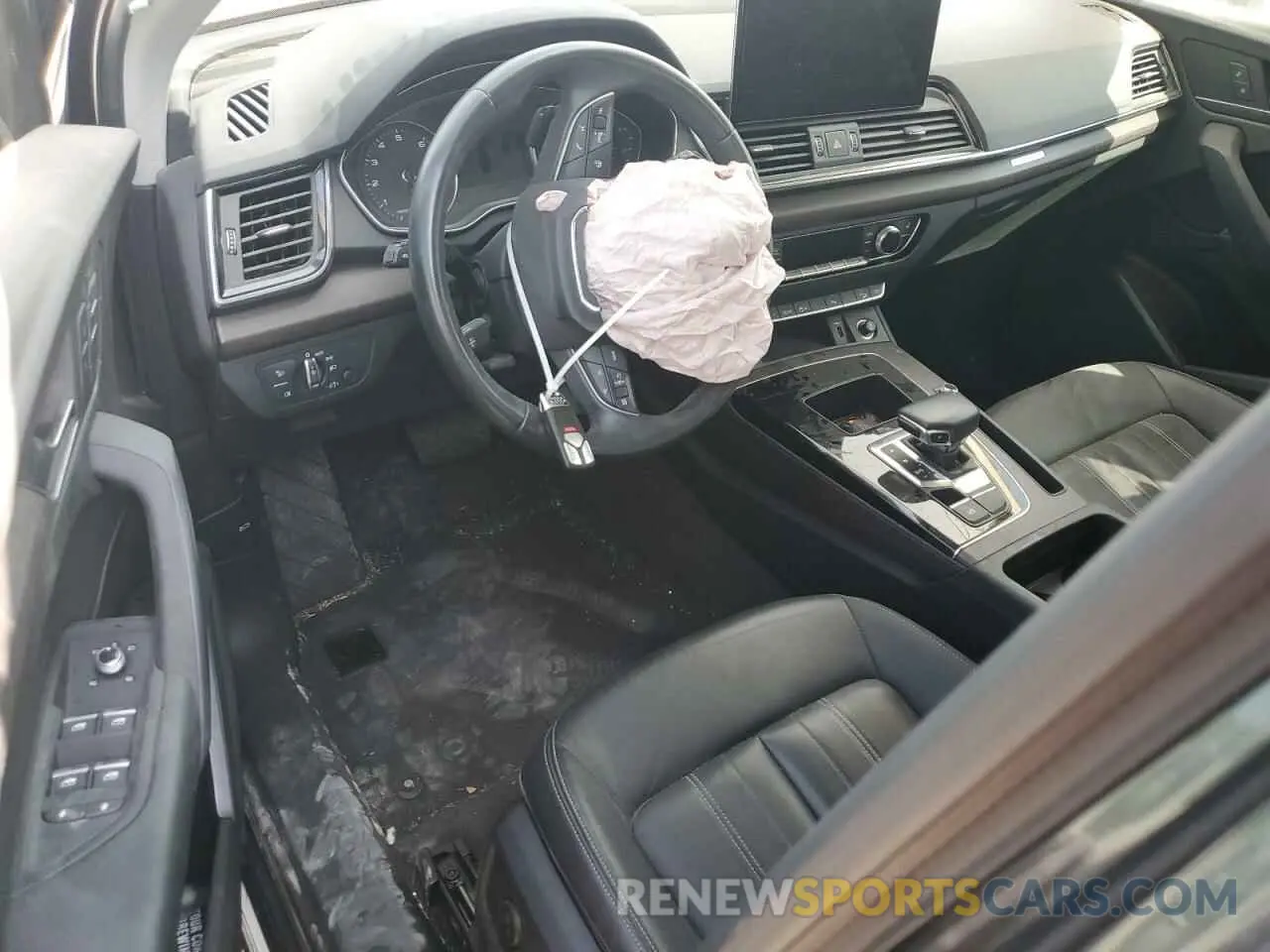 8 Photograph of a damaged car WA1AAAFY1M2014000 AUDI Q5 2021