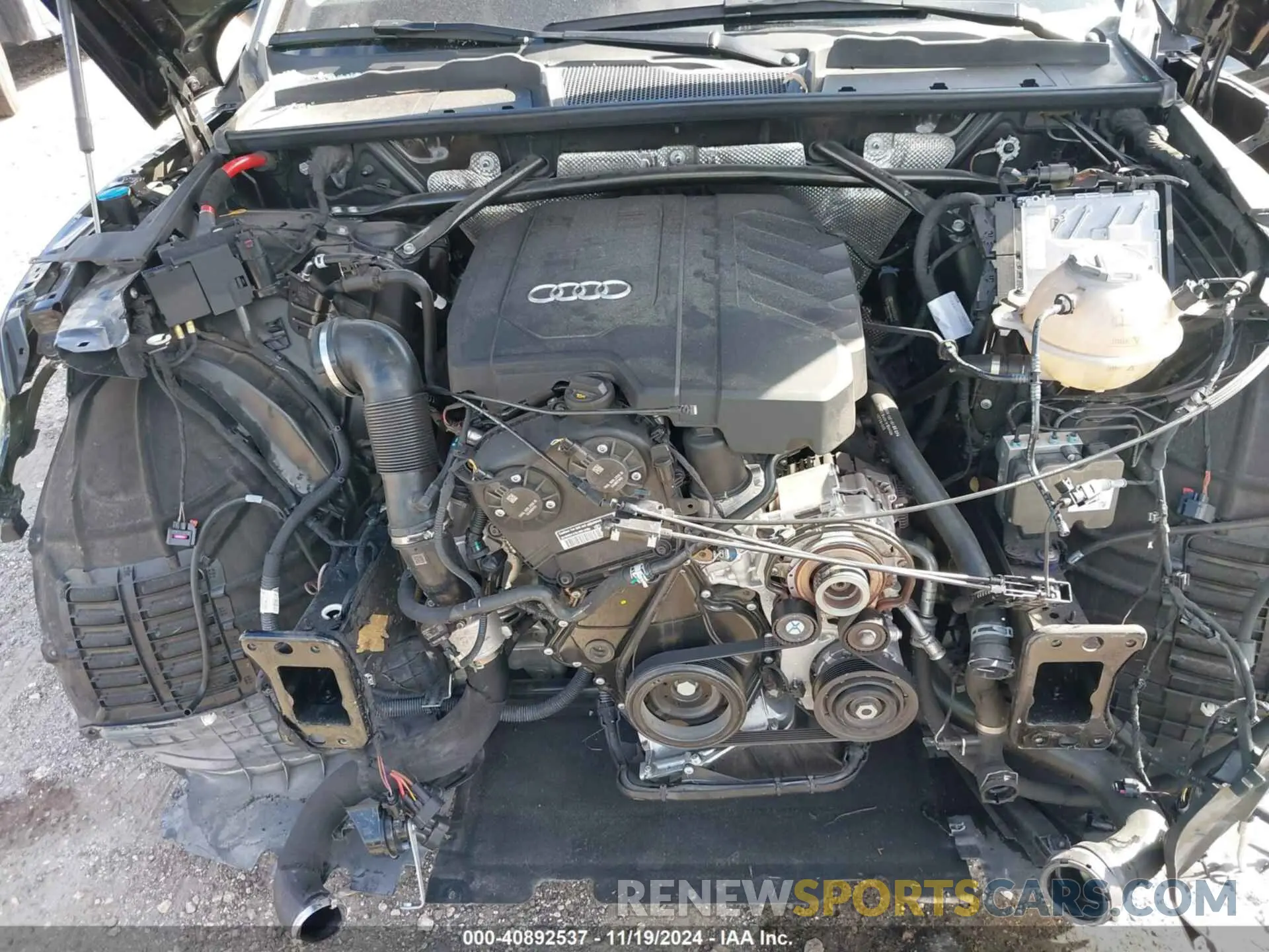 10 Photograph of a damaged car WA1AAAFY1M2075038 AUDI Q5 2021