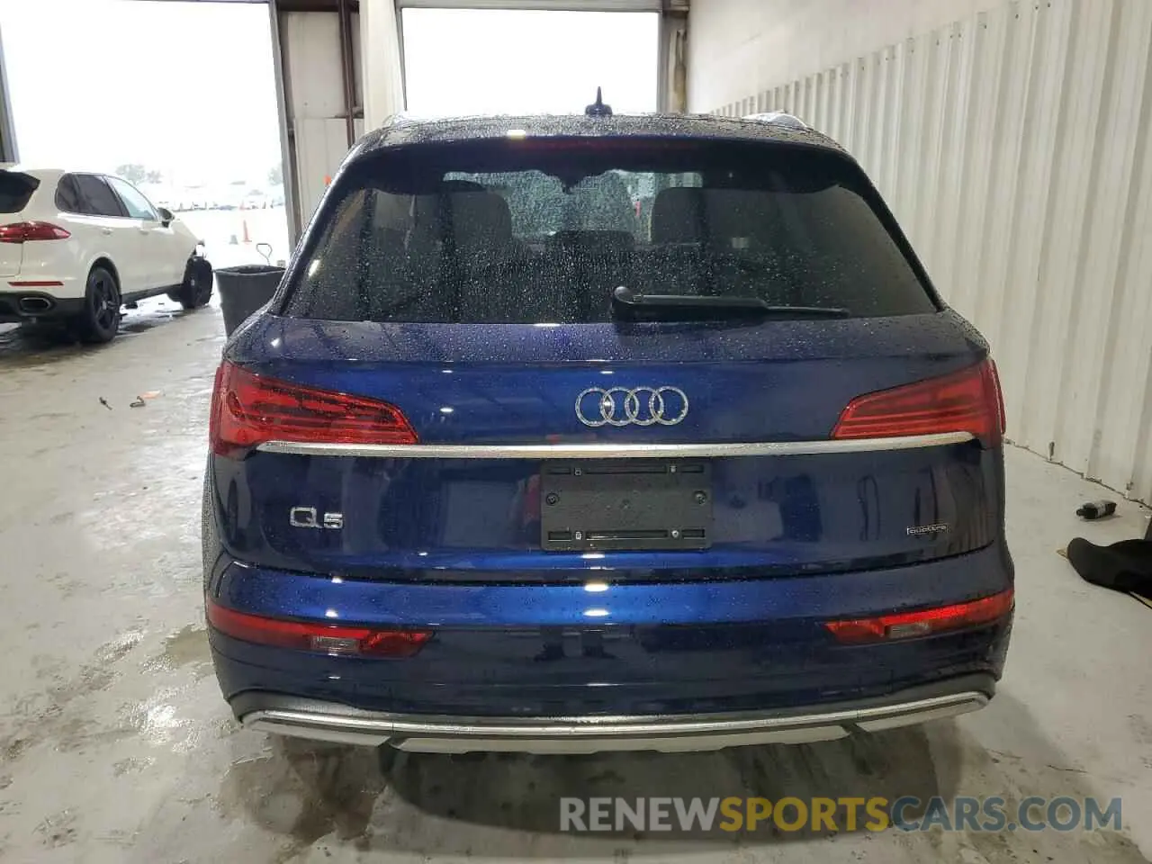 6 Photograph of a damaged car WA1AAAFY1M2111830 AUDI Q5 2021