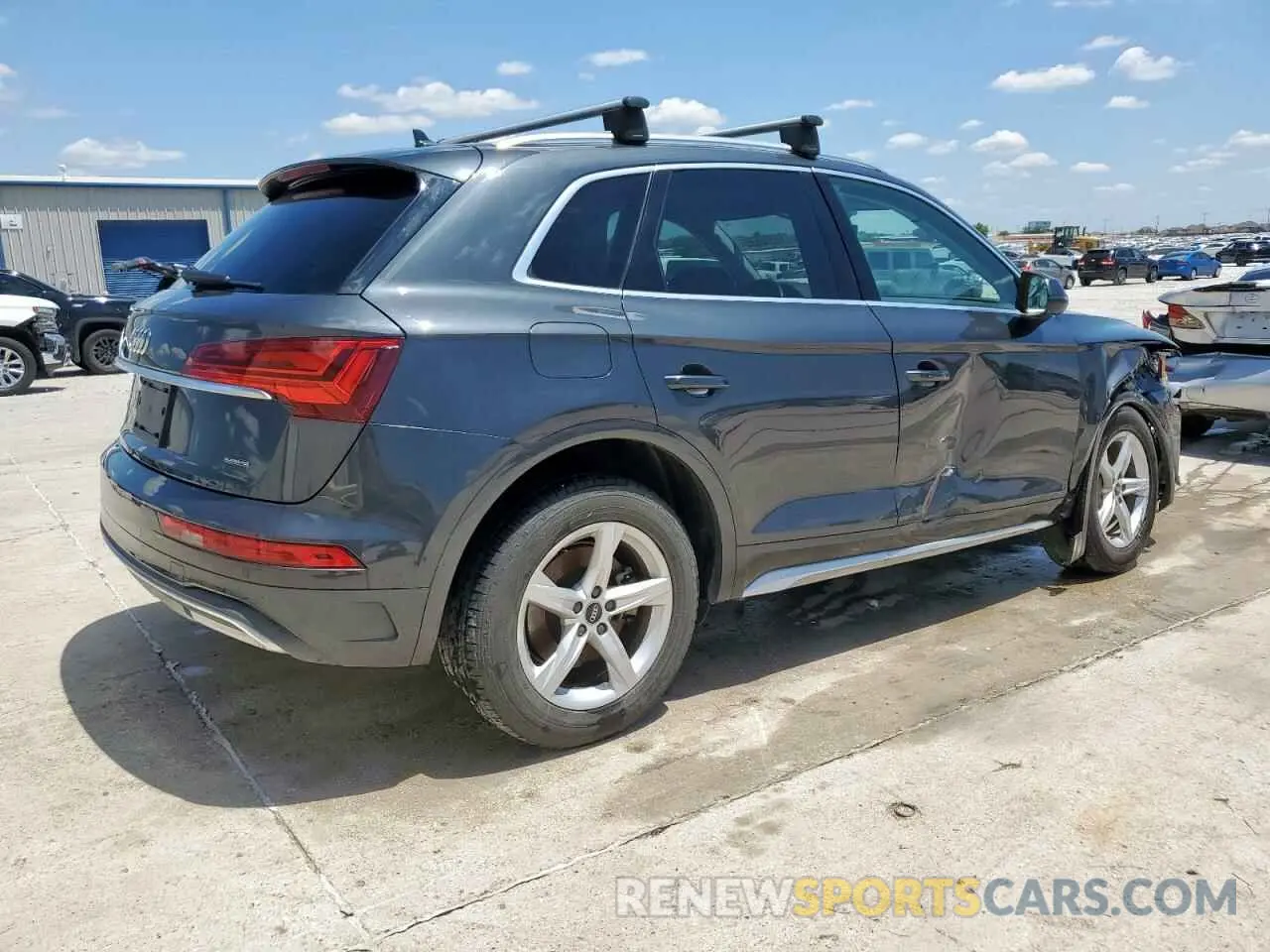 3 Photograph of a damaged car WA1AAAFY2M2004785 AUDI Q5 2021