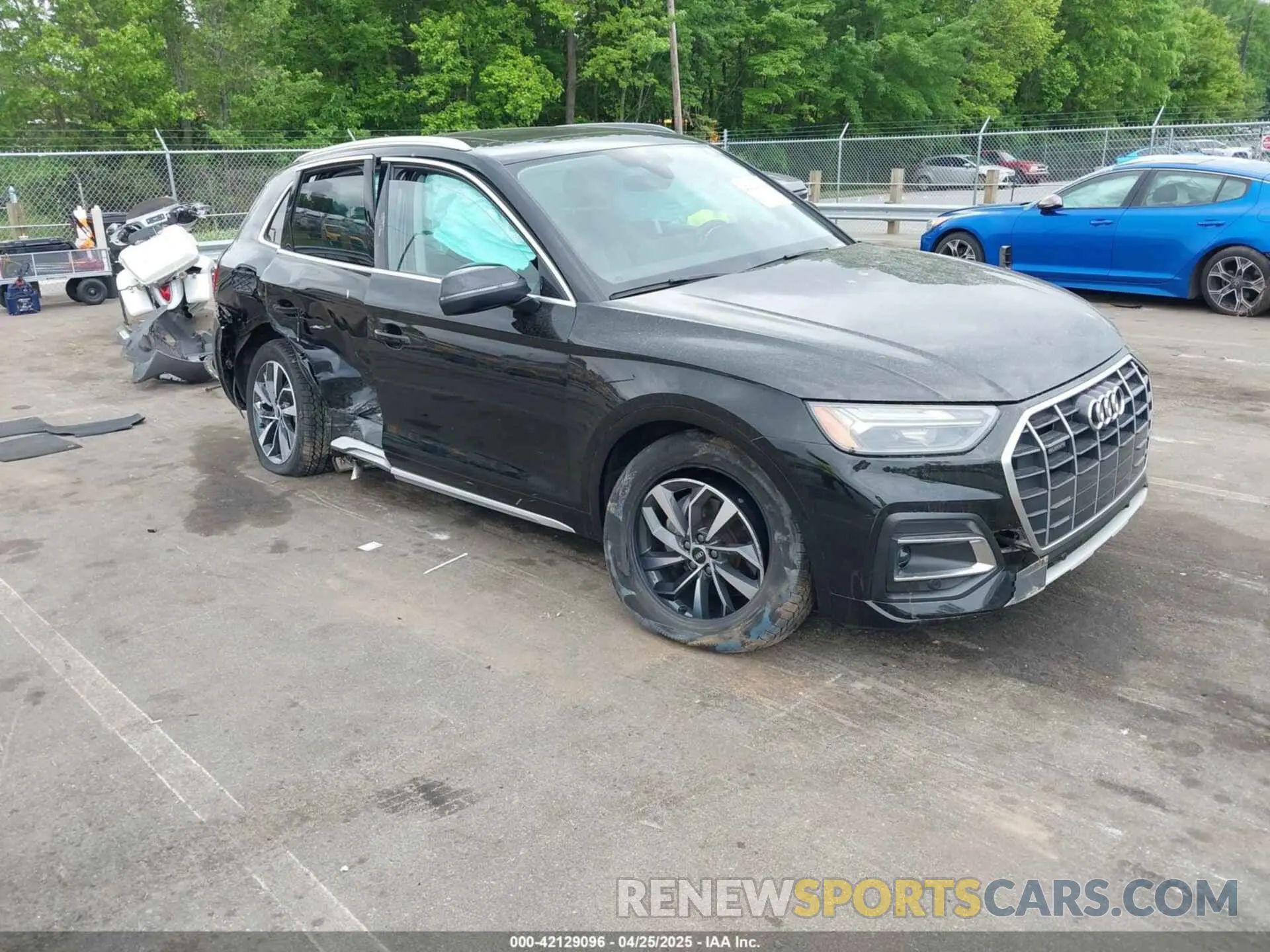 1 Photograph of a damaged car WA1AAAFY2M2008206 AUDI Q5 2021