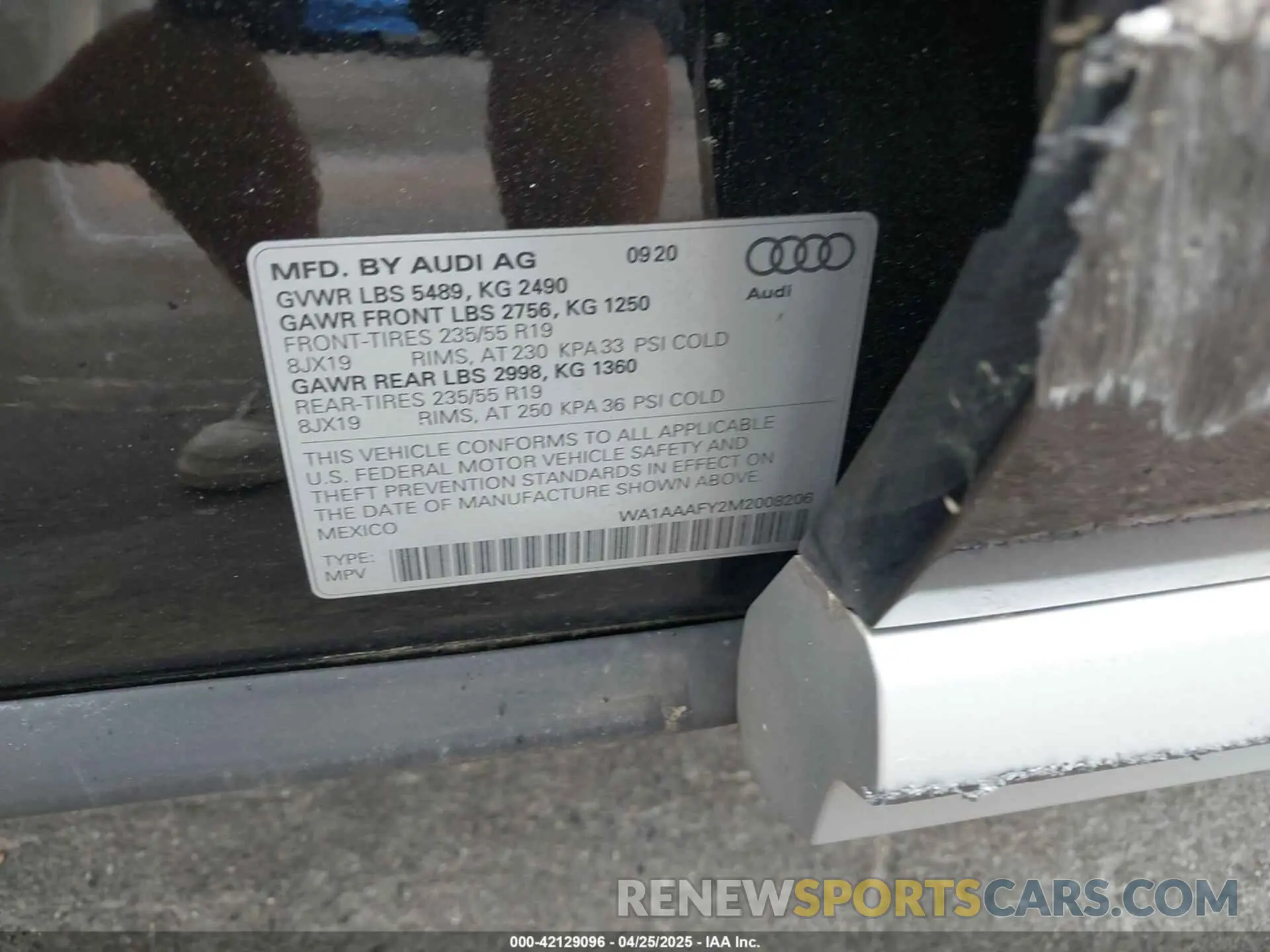 9 Photograph of a damaged car WA1AAAFY2M2008206 AUDI Q5 2021