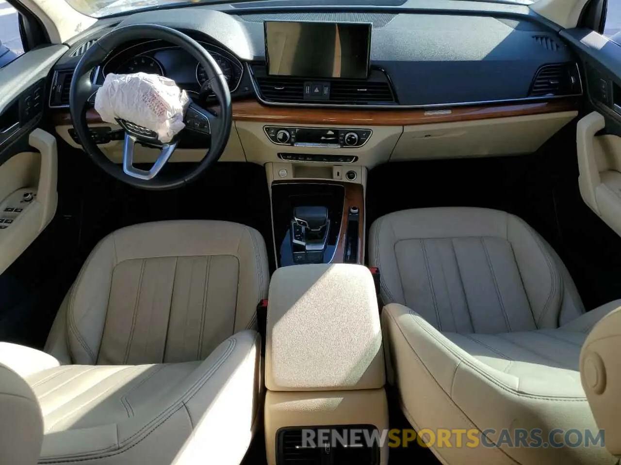 8 Photograph of a damaged car WA1AAAFY2M2087554 AUDI Q5 2021