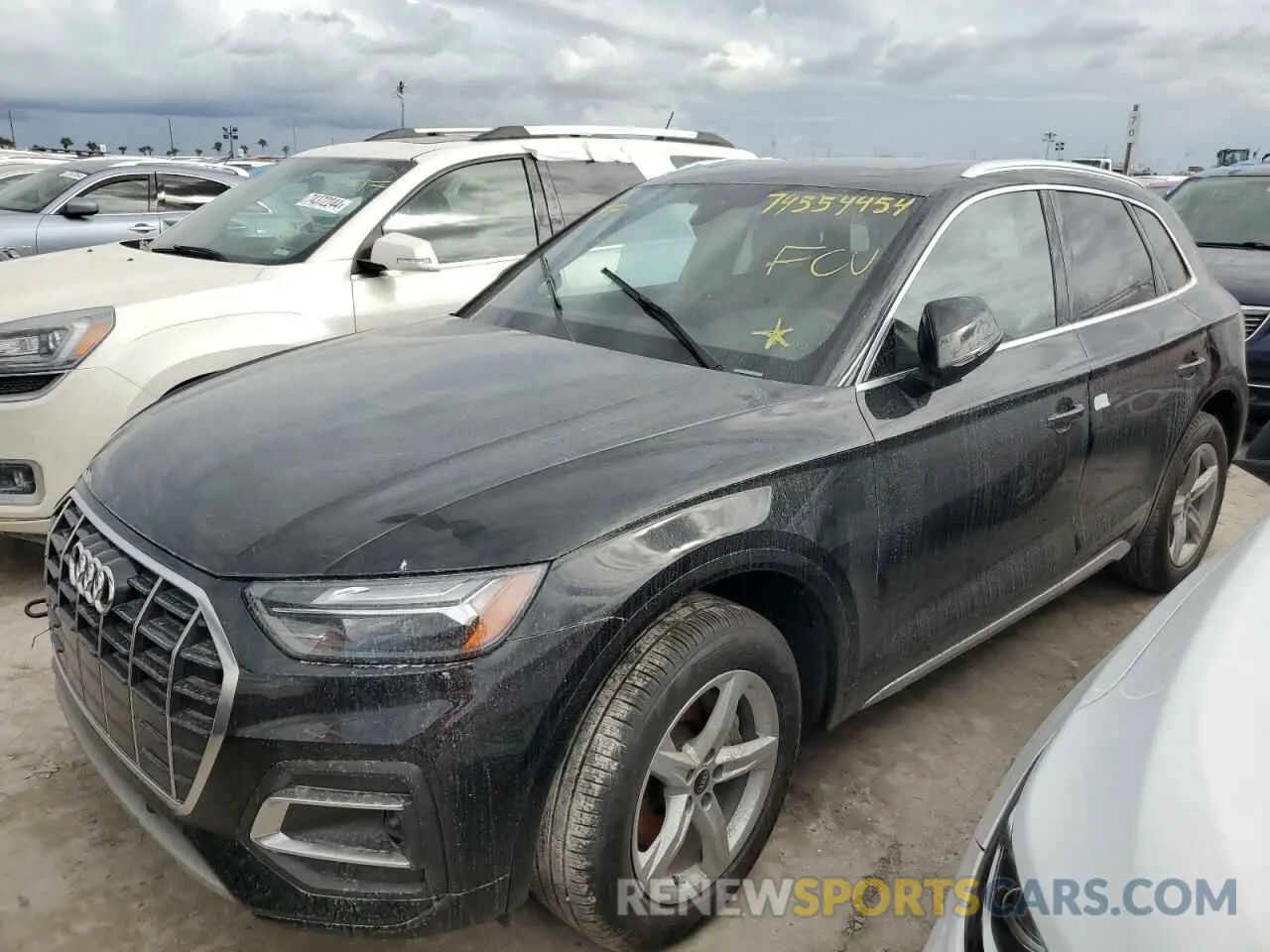 1 Photograph of a damaged car WA1AAAFY2M2092348 AUDI Q5 2021