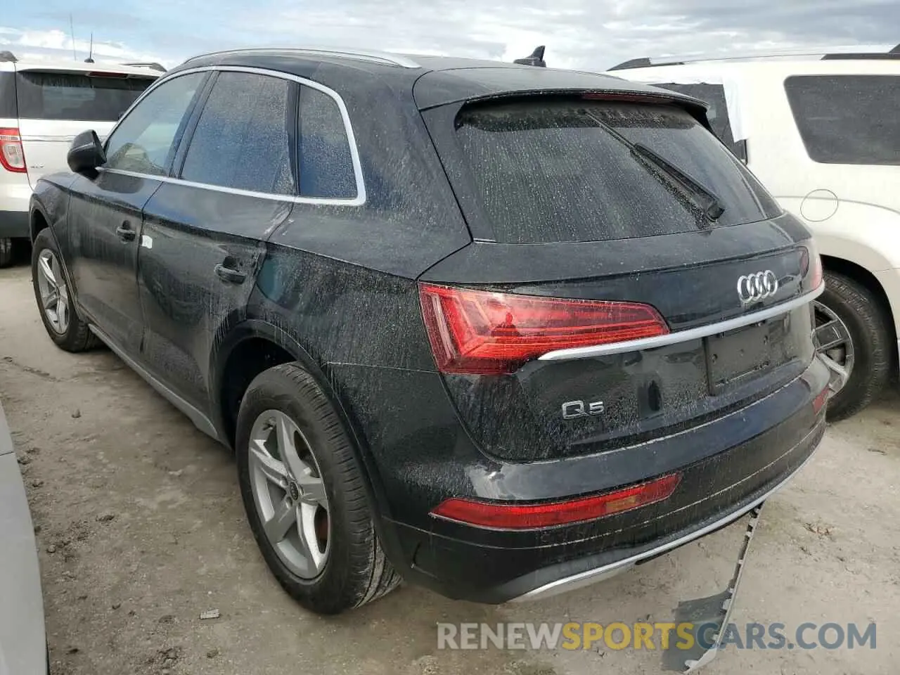2 Photograph of a damaged car WA1AAAFY2M2092348 AUDI Q5 2021