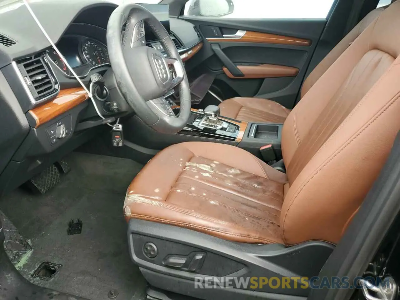 7 Photograph of a damaged car WA1AAAFY2M2092348 AUDI Q5 2021