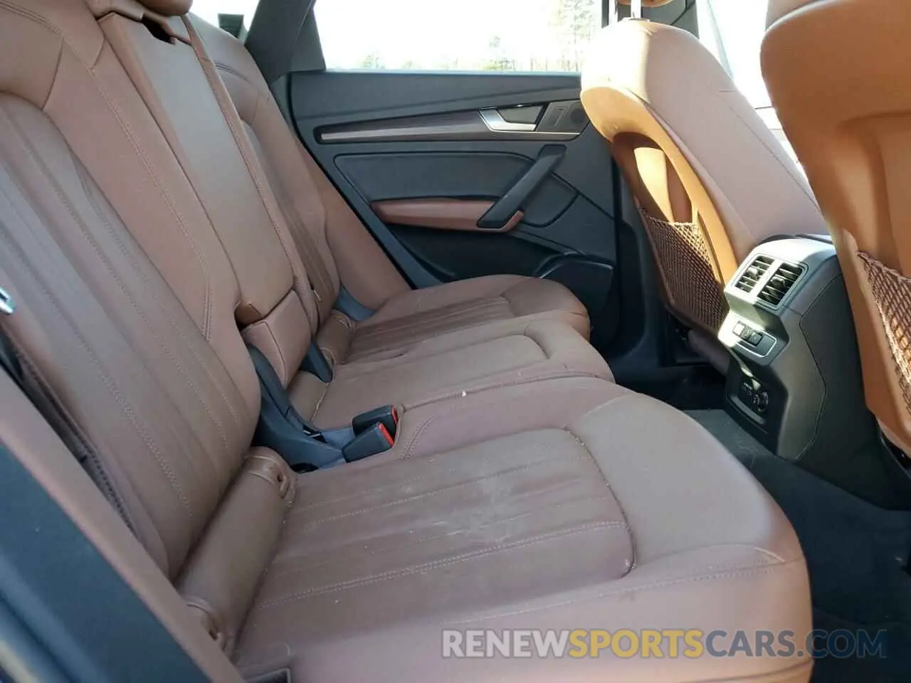 11 Photograph of a damaged car WA1AAAFY3M2032269 AUDI Q5 2021