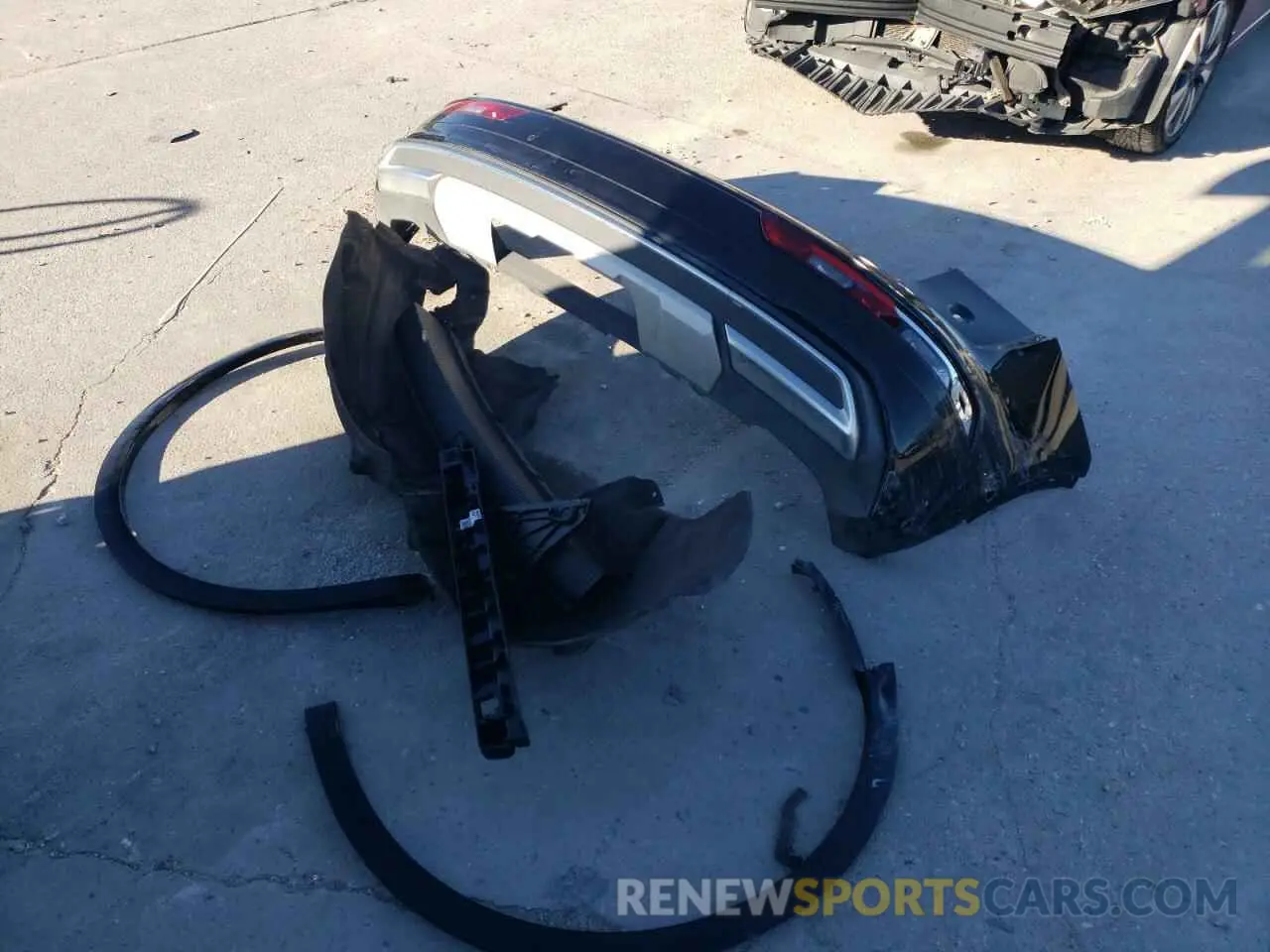 13 Photograph of a damaged car WA1AAAFY3M2062226 AUDI Q5 2021