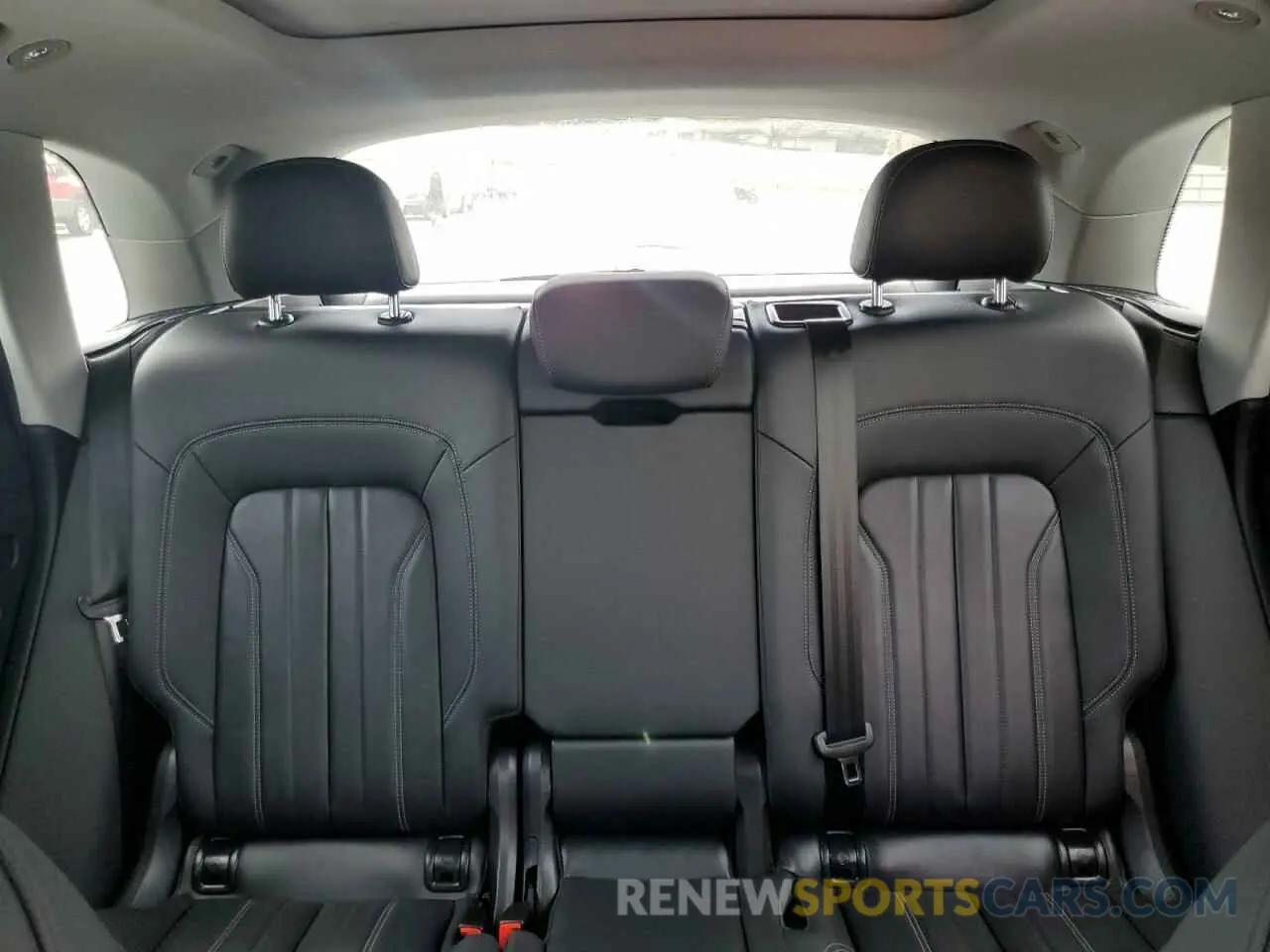 10 Photograph of a damaged car WA1AAAFY3M2087384 AUDI Q5 2021