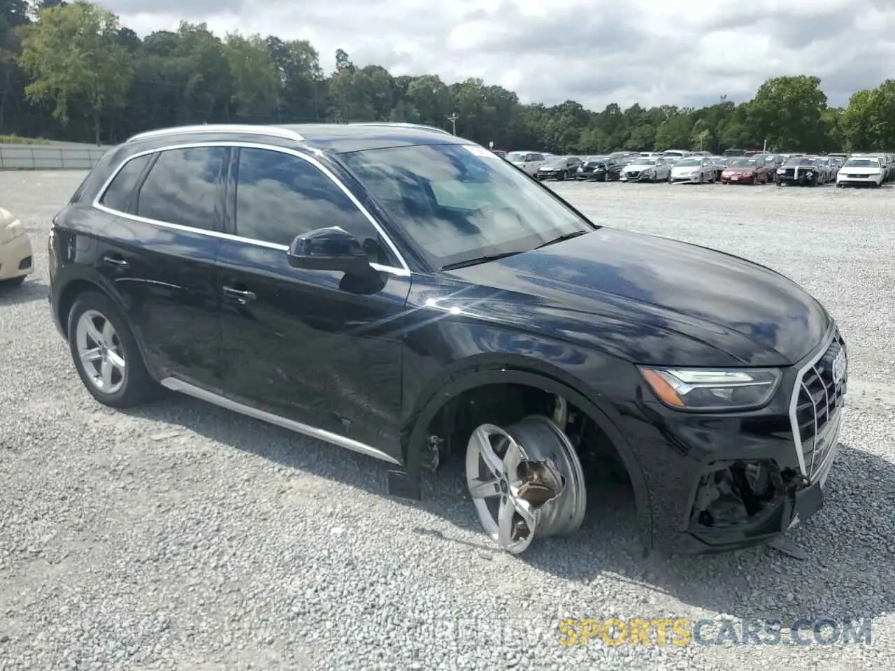 4 Photograph of a damaged car WA1AAAFY3M2087384 AUDI Q5 2021