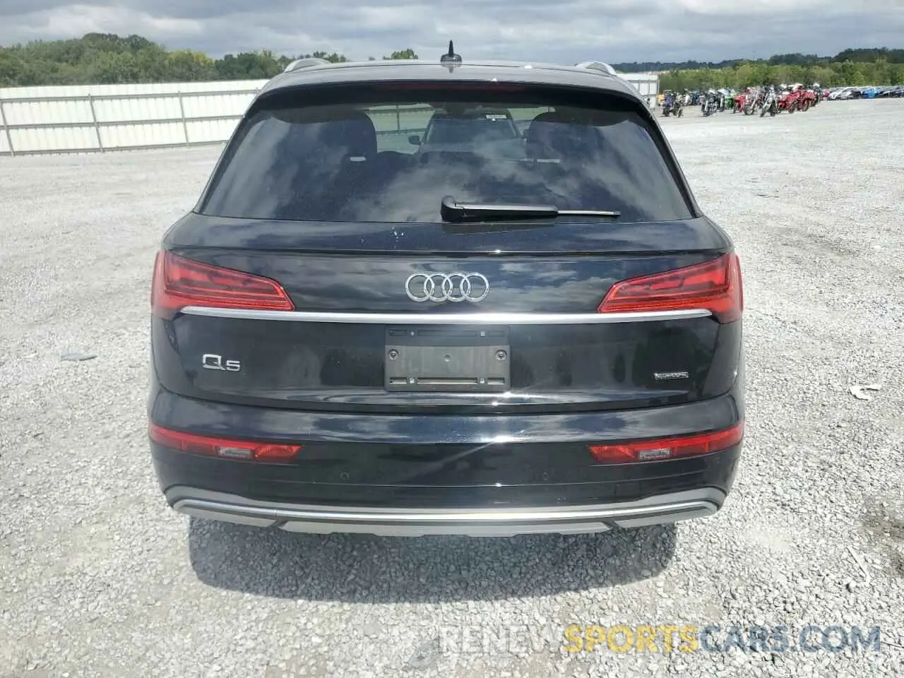 6 Photograph of a damaged car WA1AAAFY3M2087384 AUDI Q5 2021