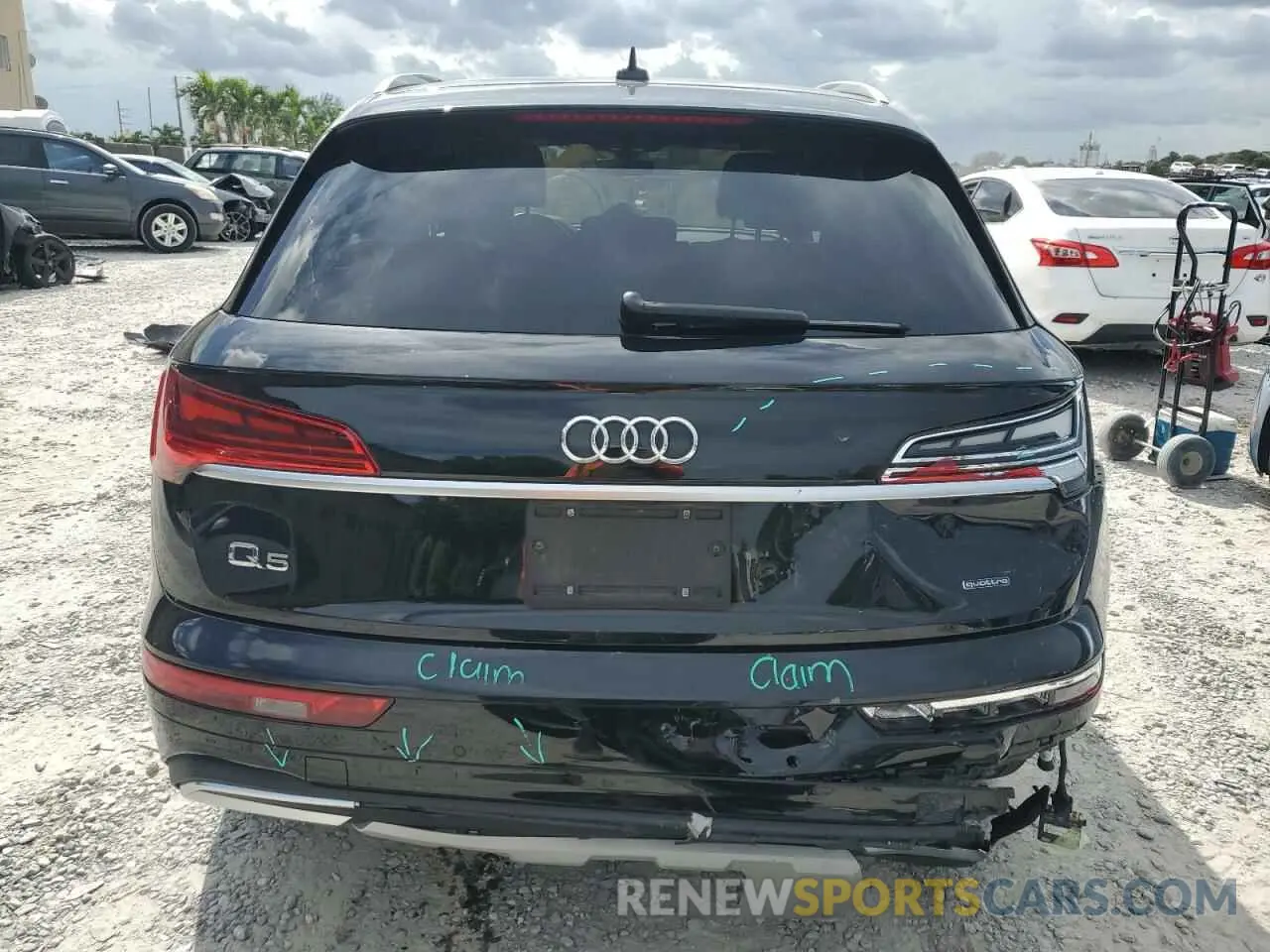 6 Photograph of a damaged car WA1AAAFY3M2093198 AUDI Q5 2021