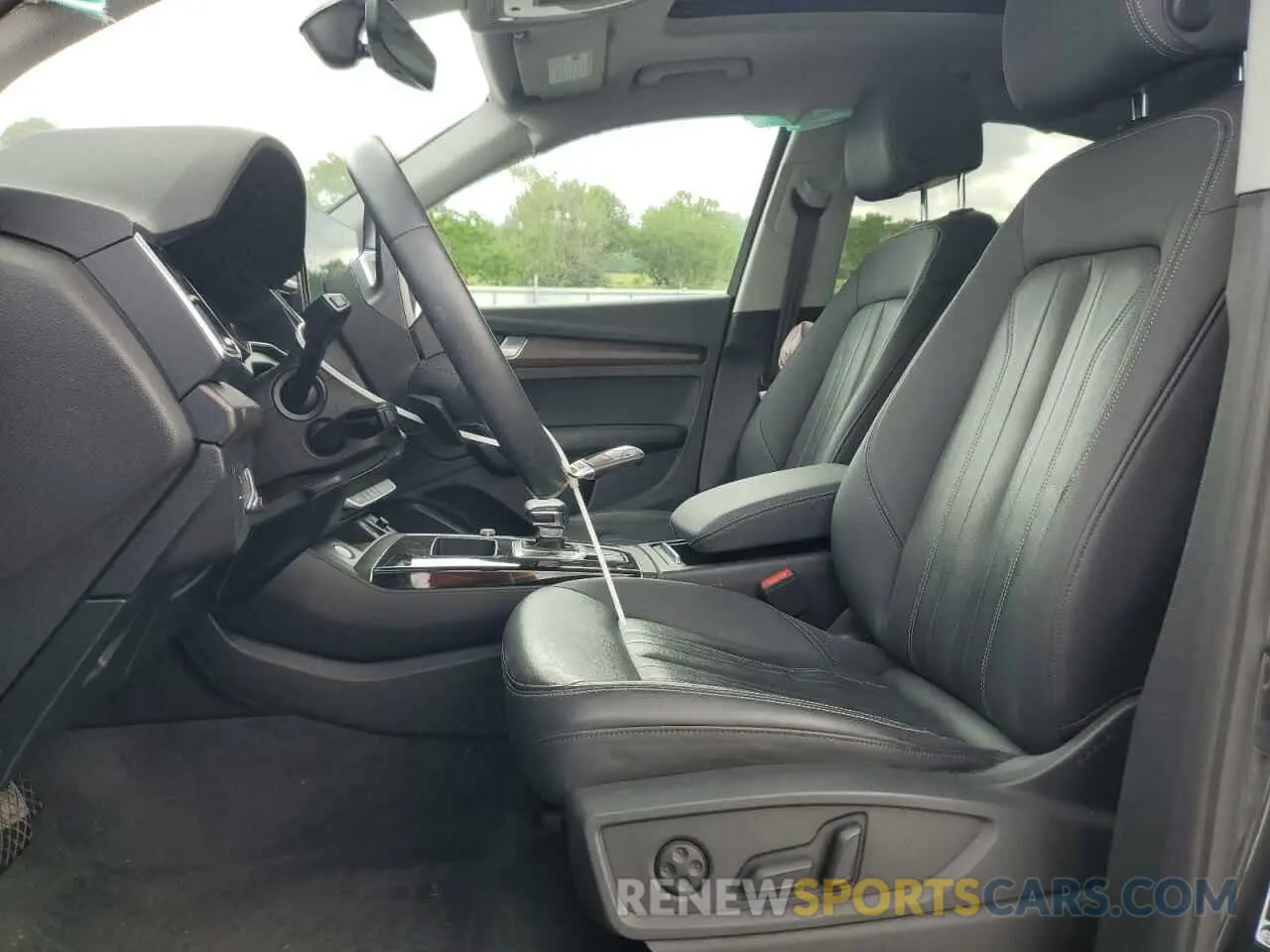 7 Photograph of a damaged car WA1AAAFY3M2113577 AUDI Q5 2021