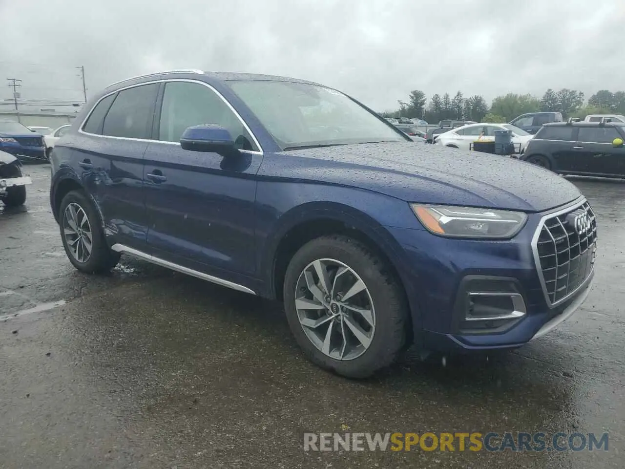 4 Photograph of a damaged car WA1AAAFY4M2002990 AUDI Q5 2021