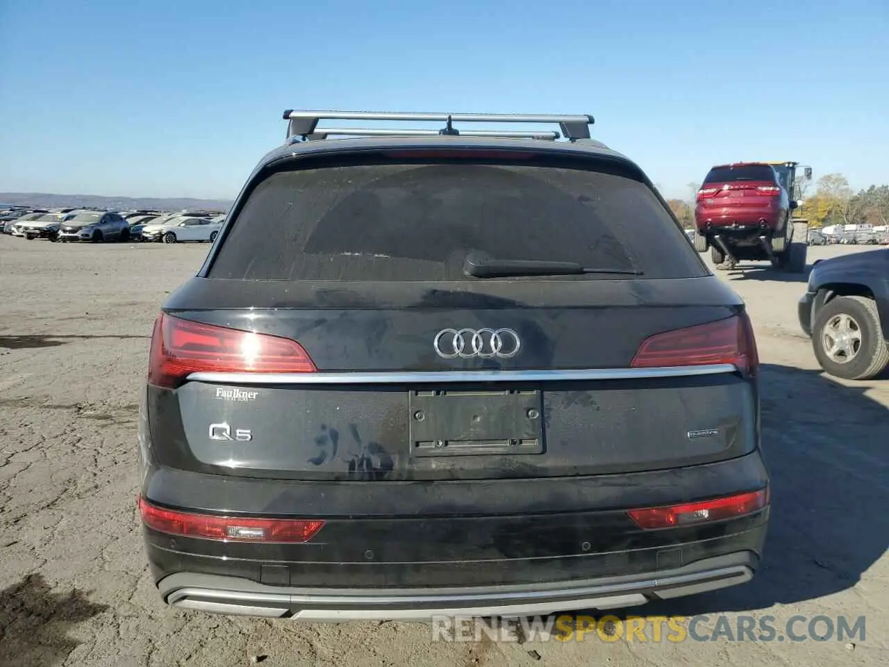 6 Photograph of a damaged car WA1AAAFY4M2006330 AUDI Q5 2021