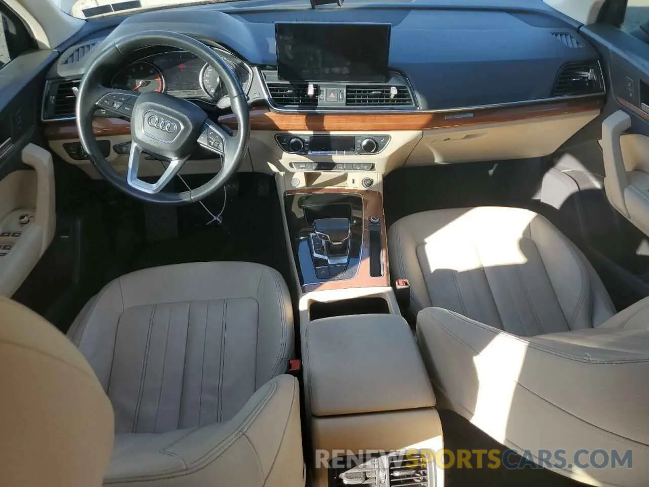 8 Photograph of a damaged car WA1AAAFY4M2006330 AUDI Q5 2021
