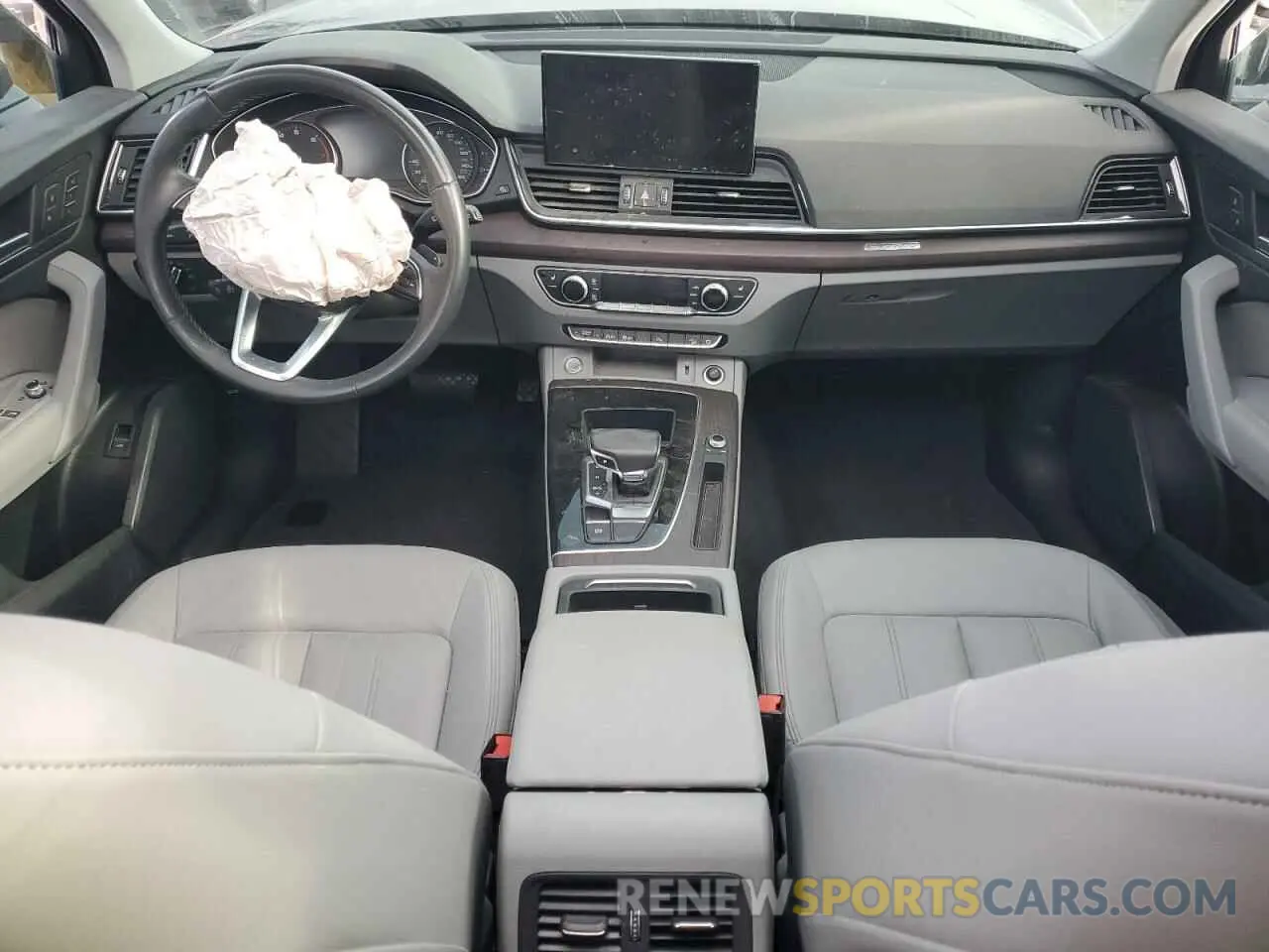 8 Photograph of a damaged car WA1AAAFY4M2017781 AUDI Q5 2021
