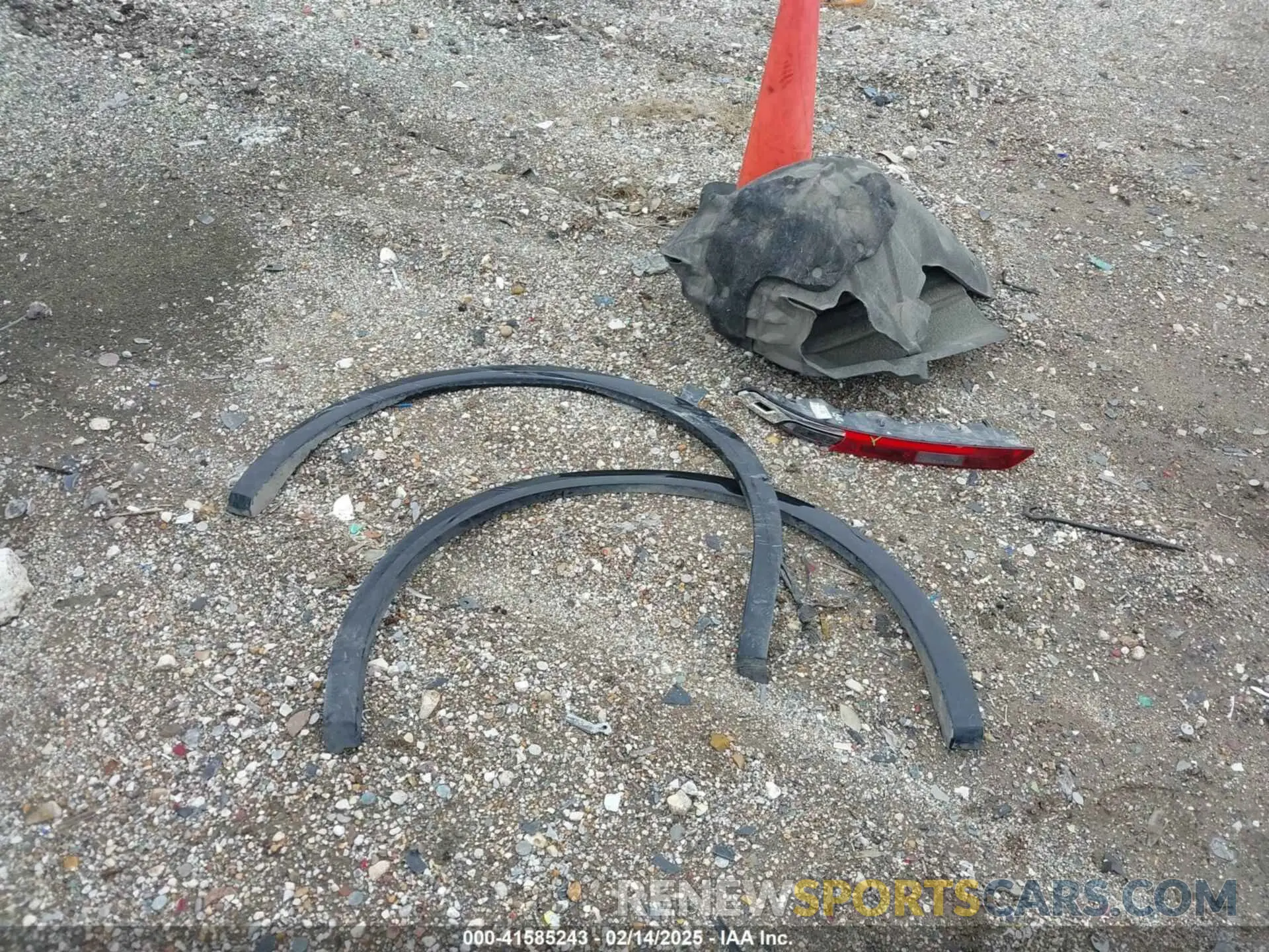 12 Photograph of a damaged car WA1AAAFY4M2115693 AUDI Q5 2021