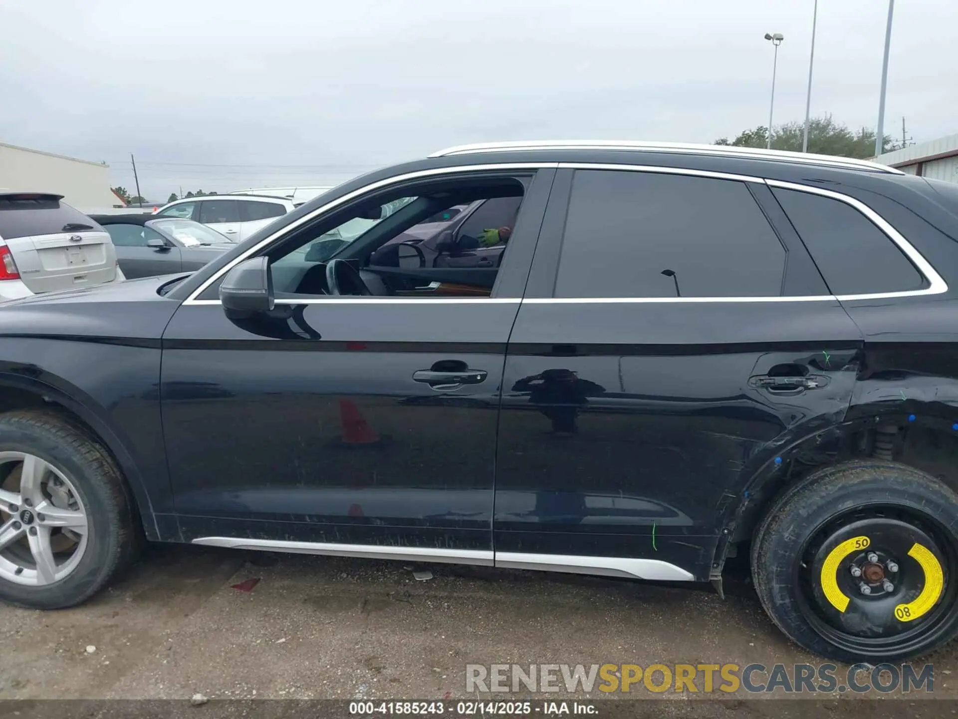 15 Photograph of a damaged car WA1AAAFY4M2115693 AUDI Q5 2021