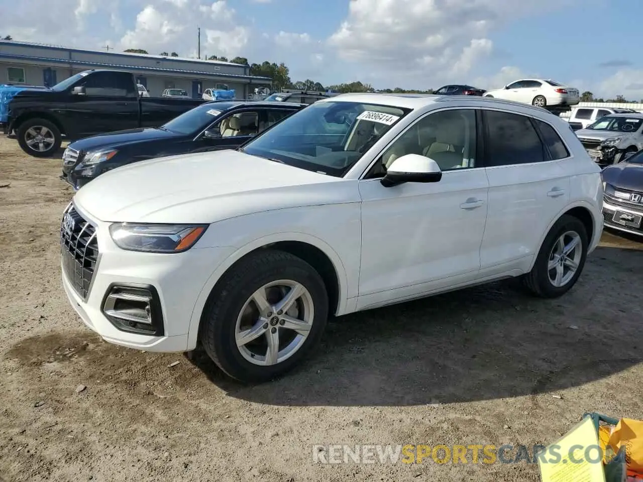 1 Photograph of a damaged car WA1AAAFY5M2059134 AUDI Q5 2021