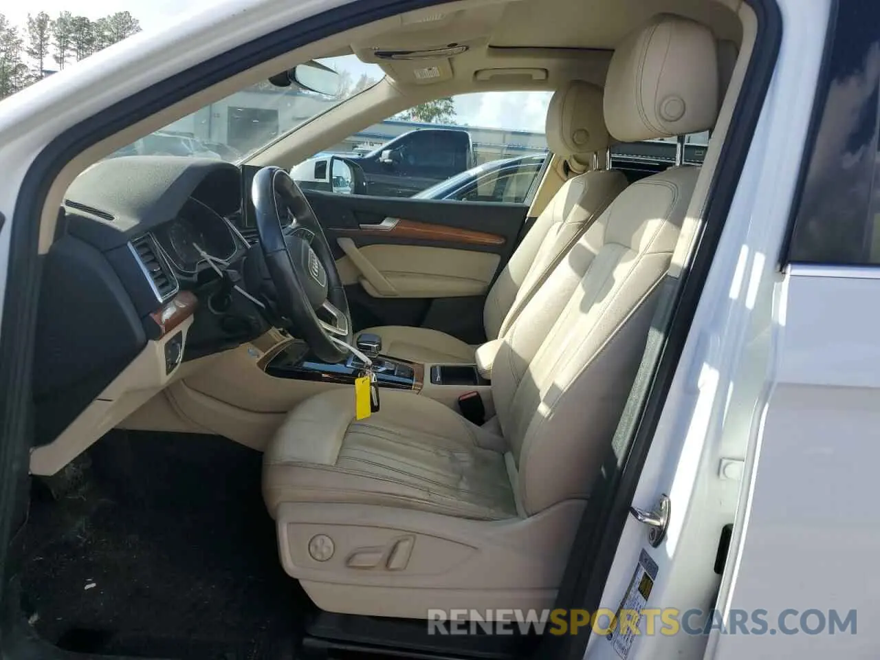 7 Photograph of a damaged car WA1AAAFY5M2059134 AUDI Q5 2021