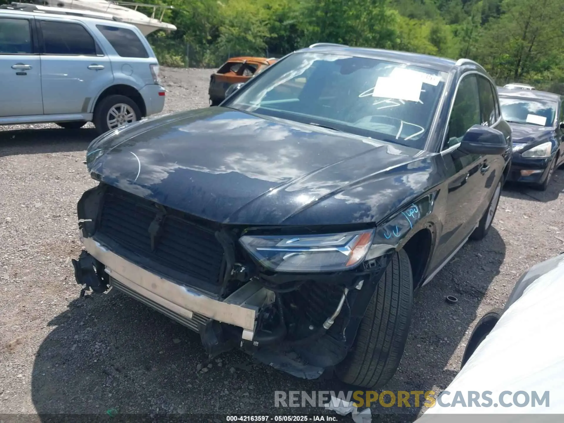 2 Photograph of a damaged car WA1AAAFY5M2087242 AUDI Q5 2021