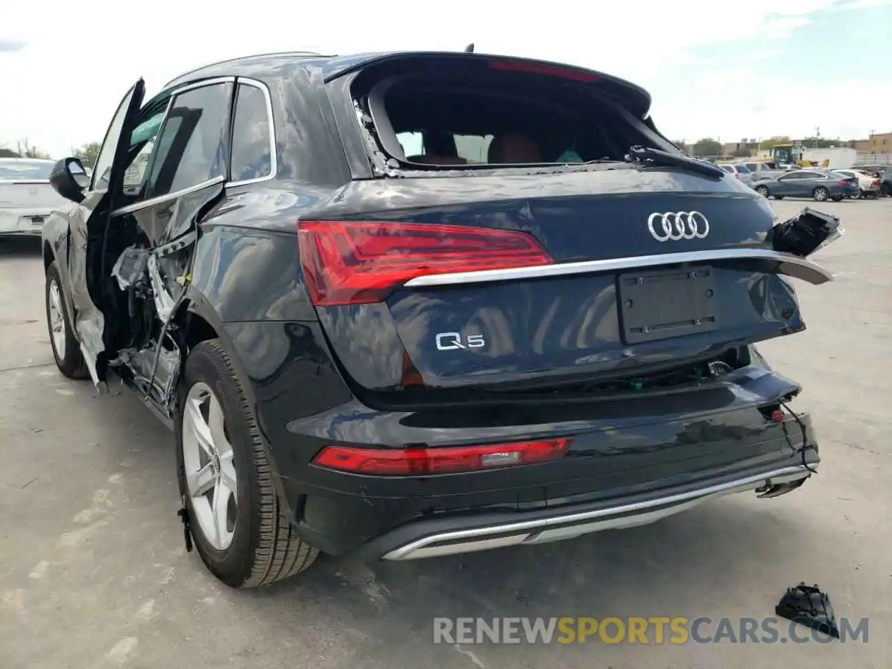 3 Photograph of a damaged car WA1AAAFY5M2099195 AUDI Q5 2021