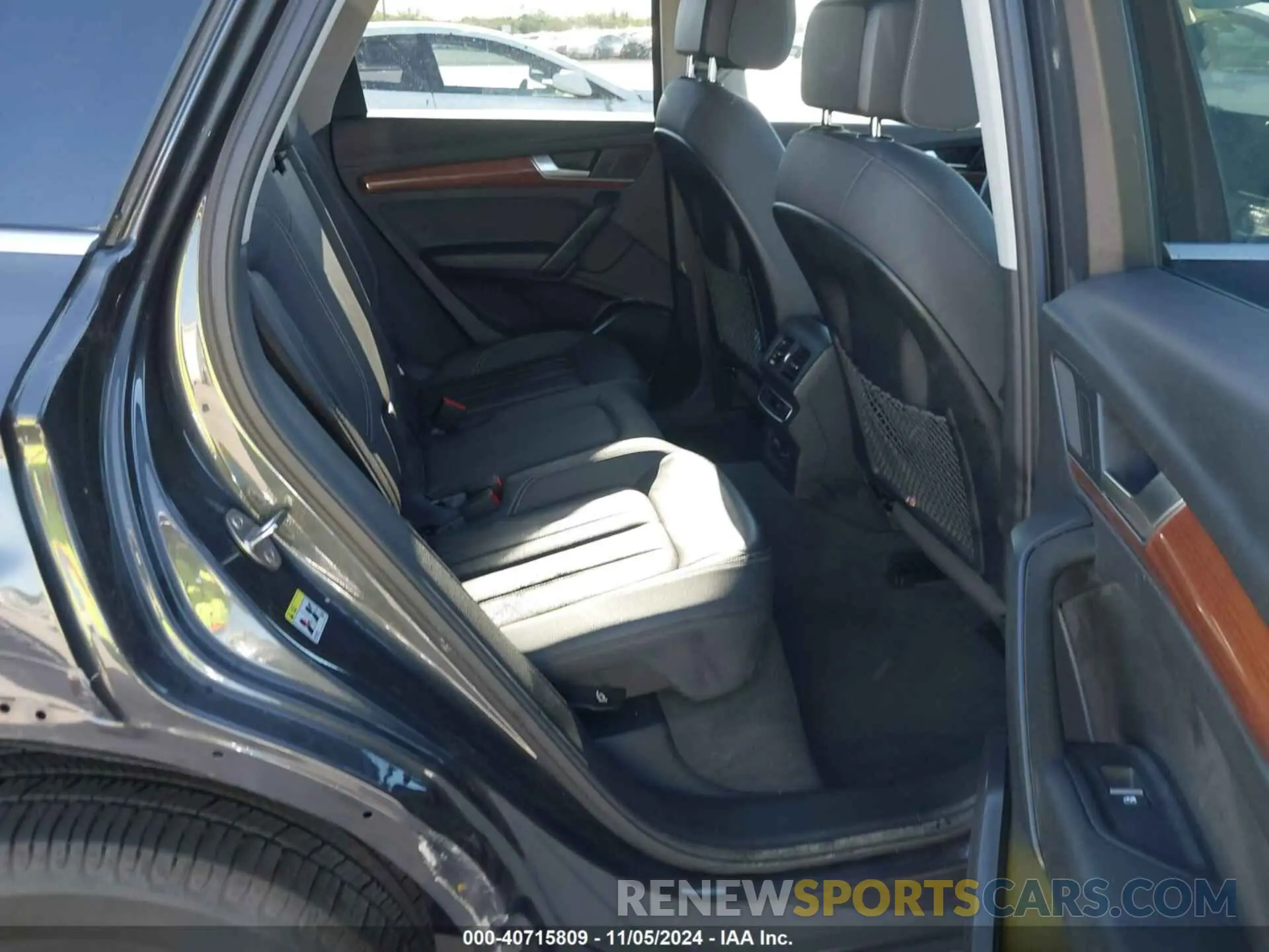 8 Photograph of a damaged car WA1AAAFY6M2005373 AUDI Q5 2021
