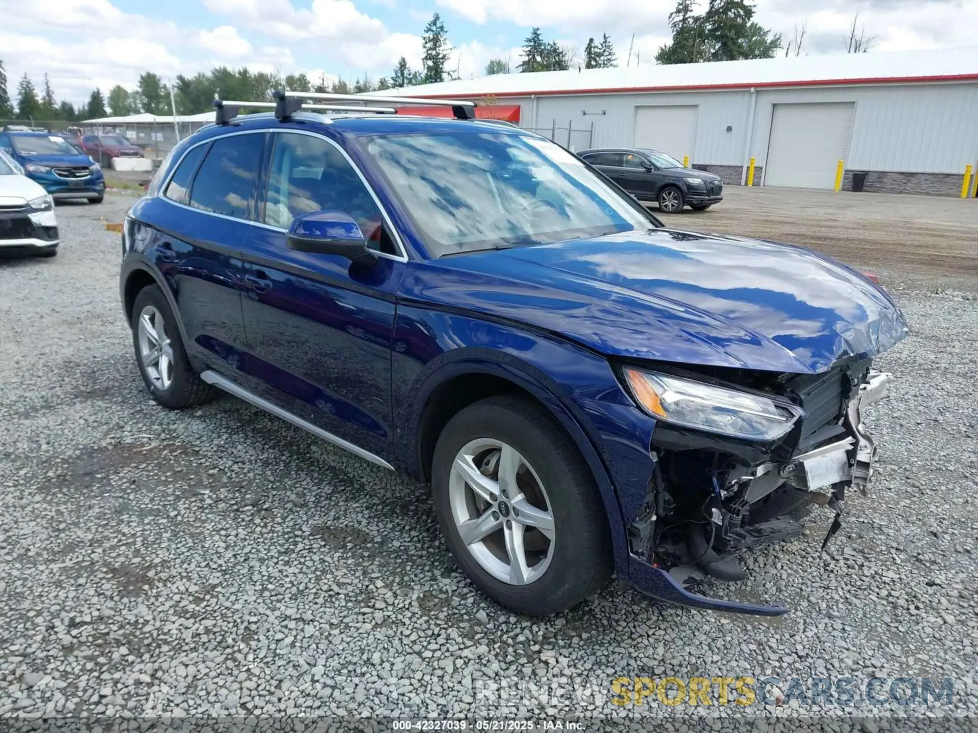 1 Photograph of a damaged car WA1AAAFY6M2023257 AUDI Q5 2021